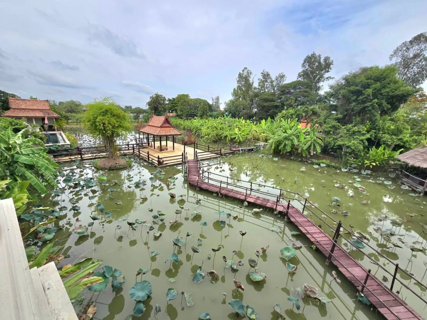 Ayutthaya Garden River Home