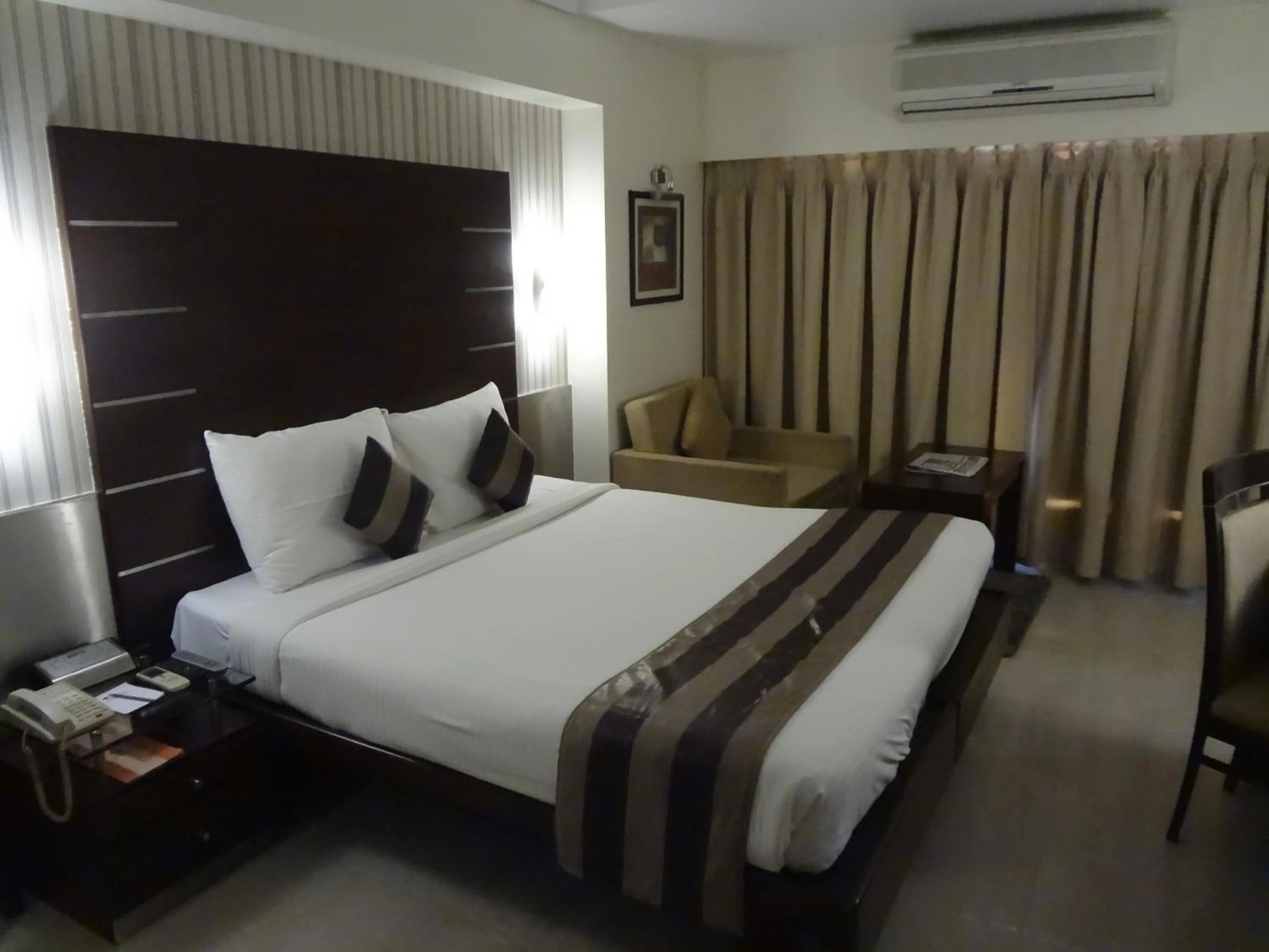 Photo of the whole room, Bed in Hotel Suba Galaxy Mumbai