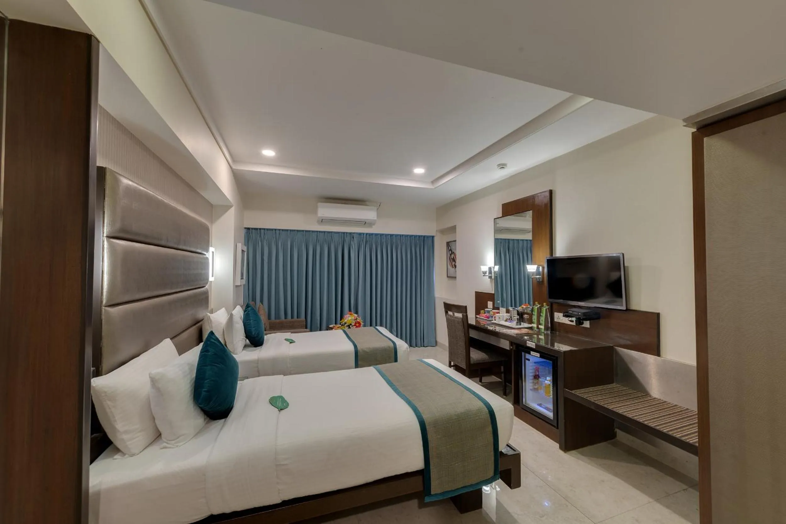 Bedroom, Bed in Hotel Suba Galaxy Mumbai