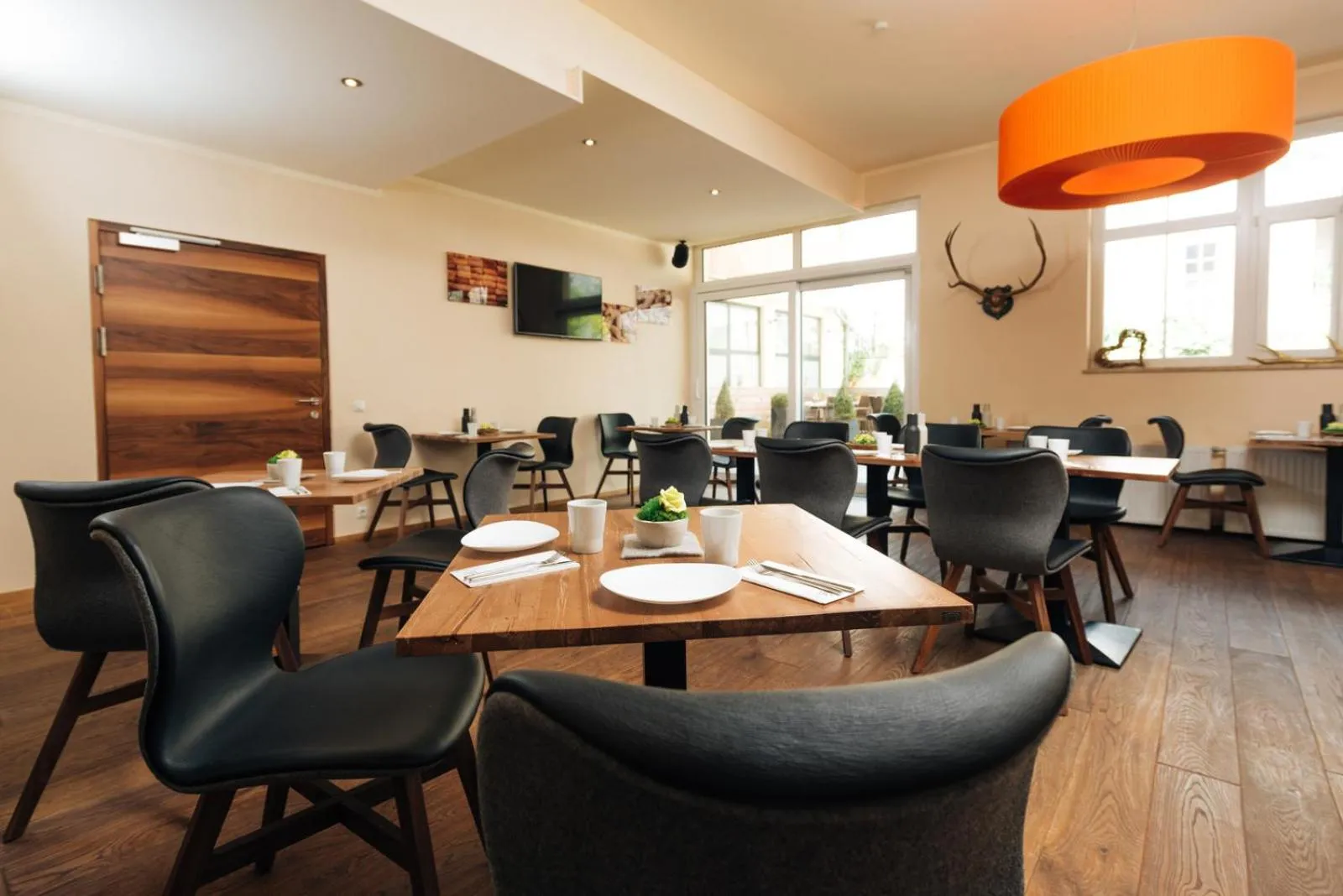 Restaurant/places to eat in Hotel Adler