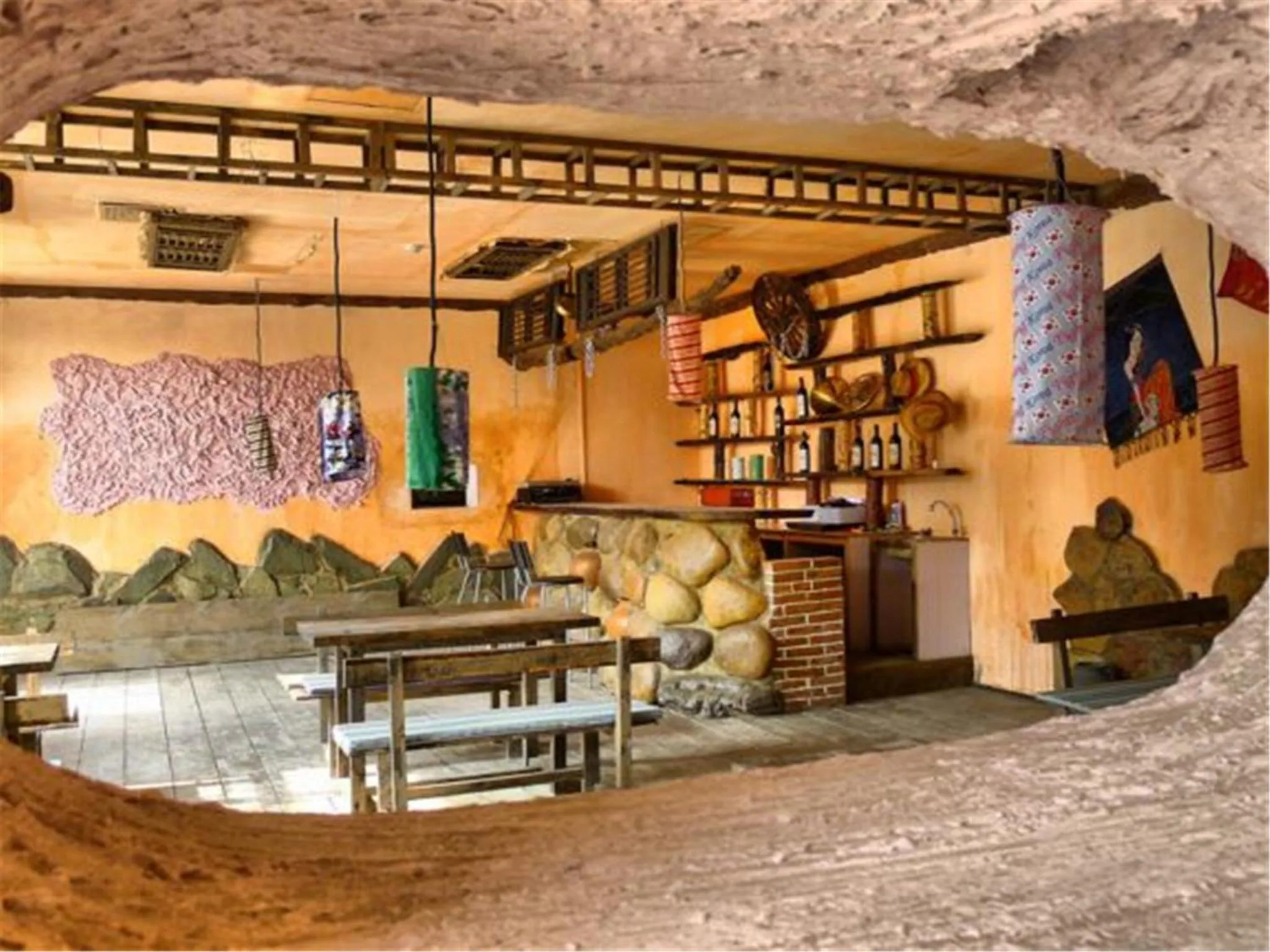 Restaurant/places to eat in Ming Courtyard