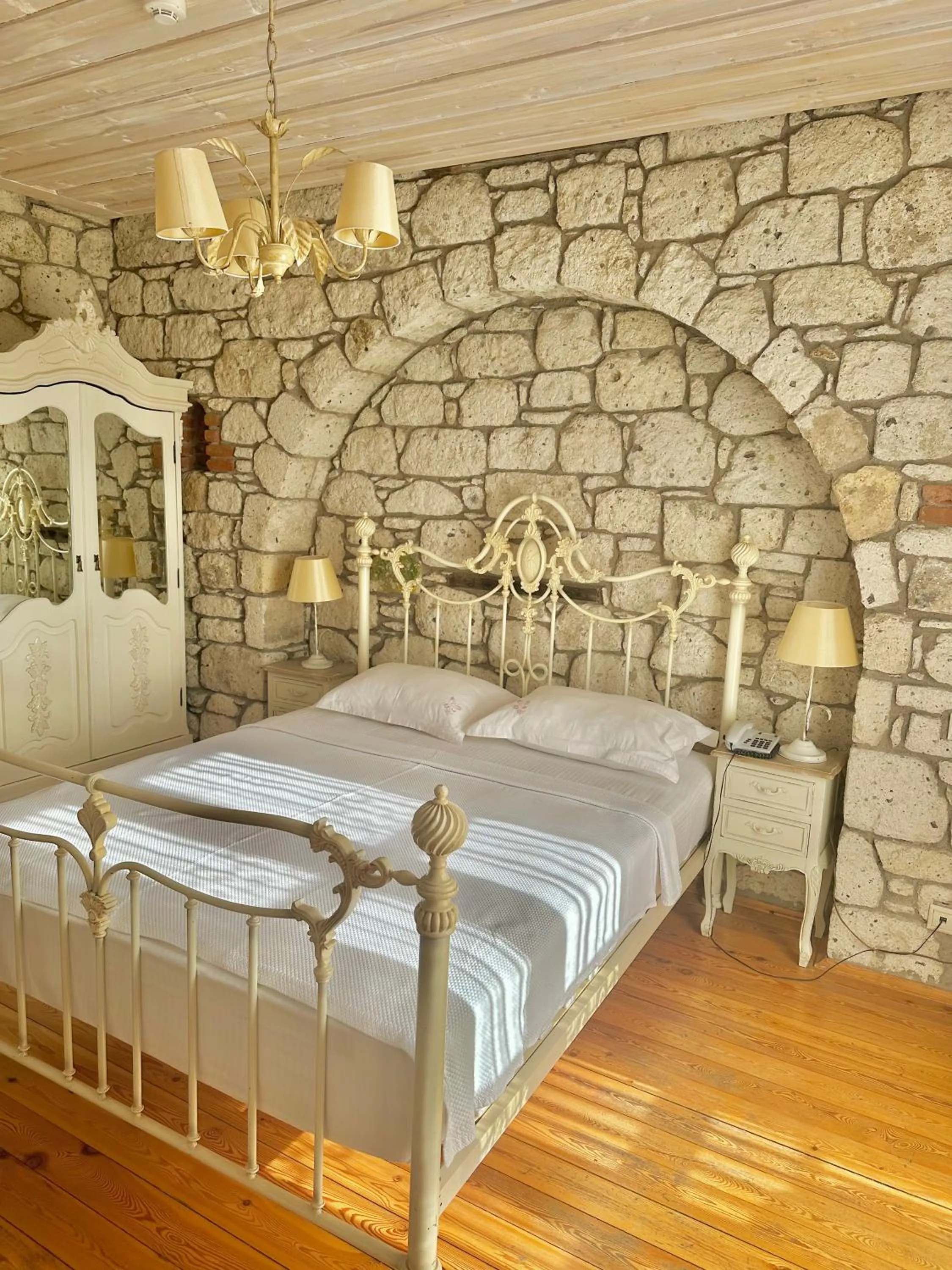 Bedroom, Bed in Imren Han Hotel - Special Category