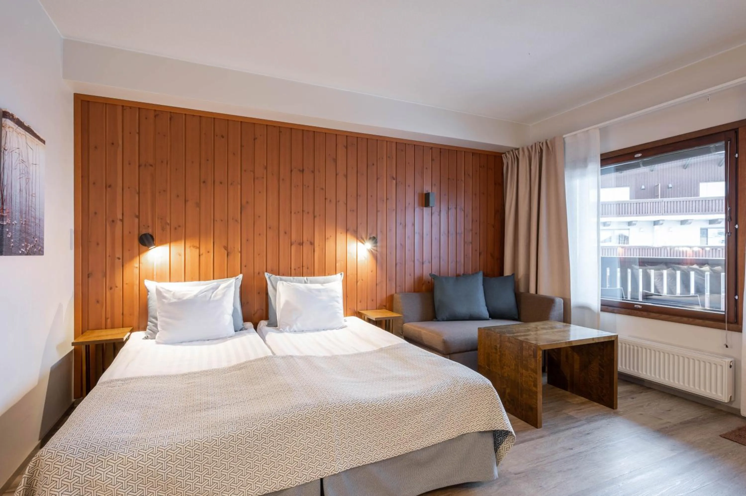 Decorative detail, Bed in Ski-Inn RukaVillage