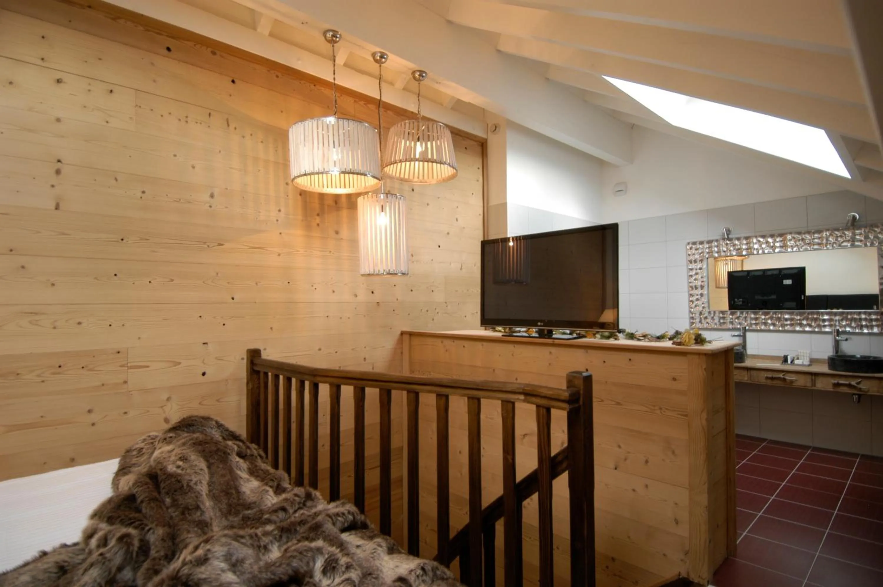 Photo of the whole room, Bed in Auberge De Maison Rouge