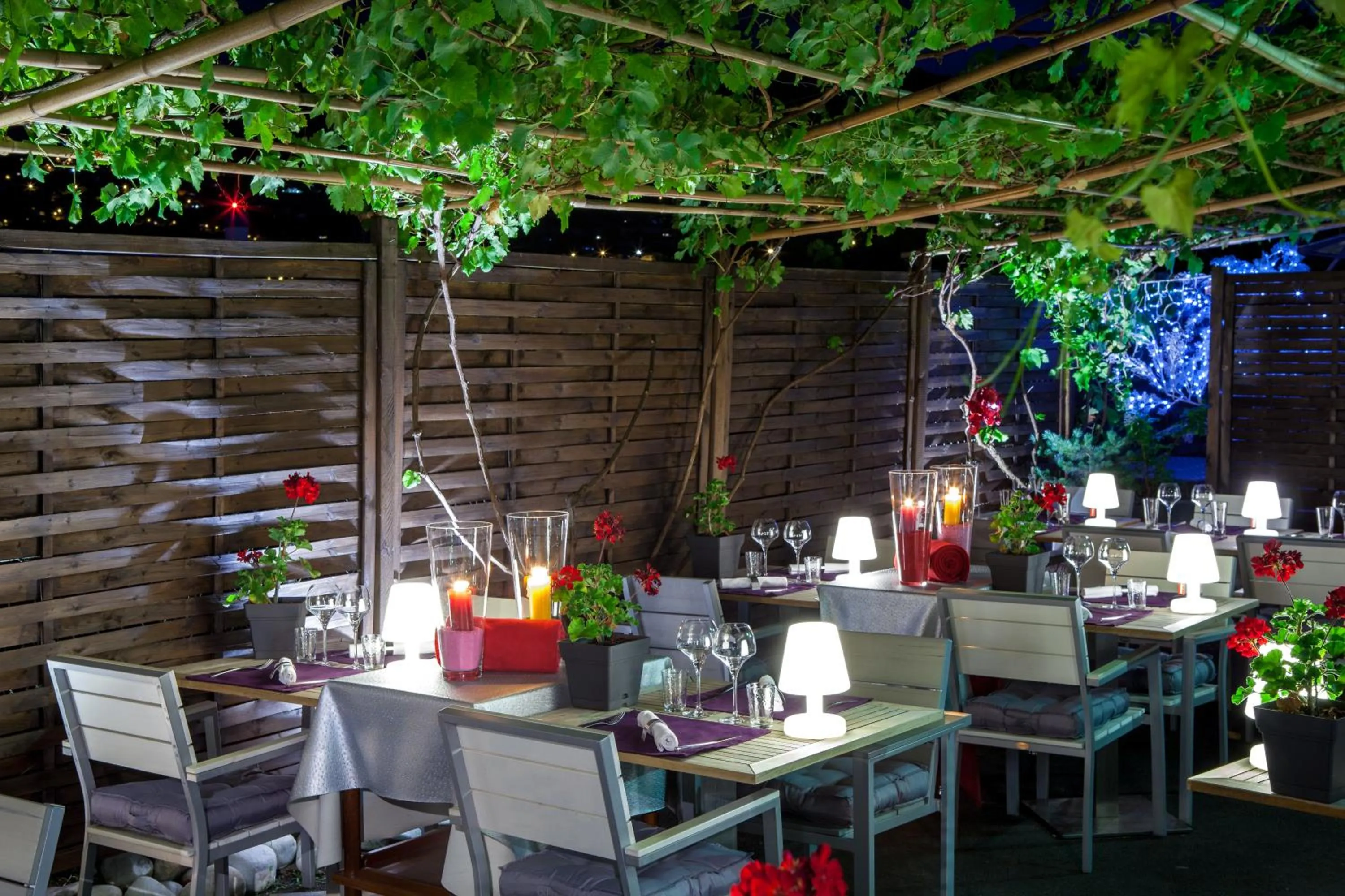 Restaurant/places to eat in Auberge De Maison Rouge