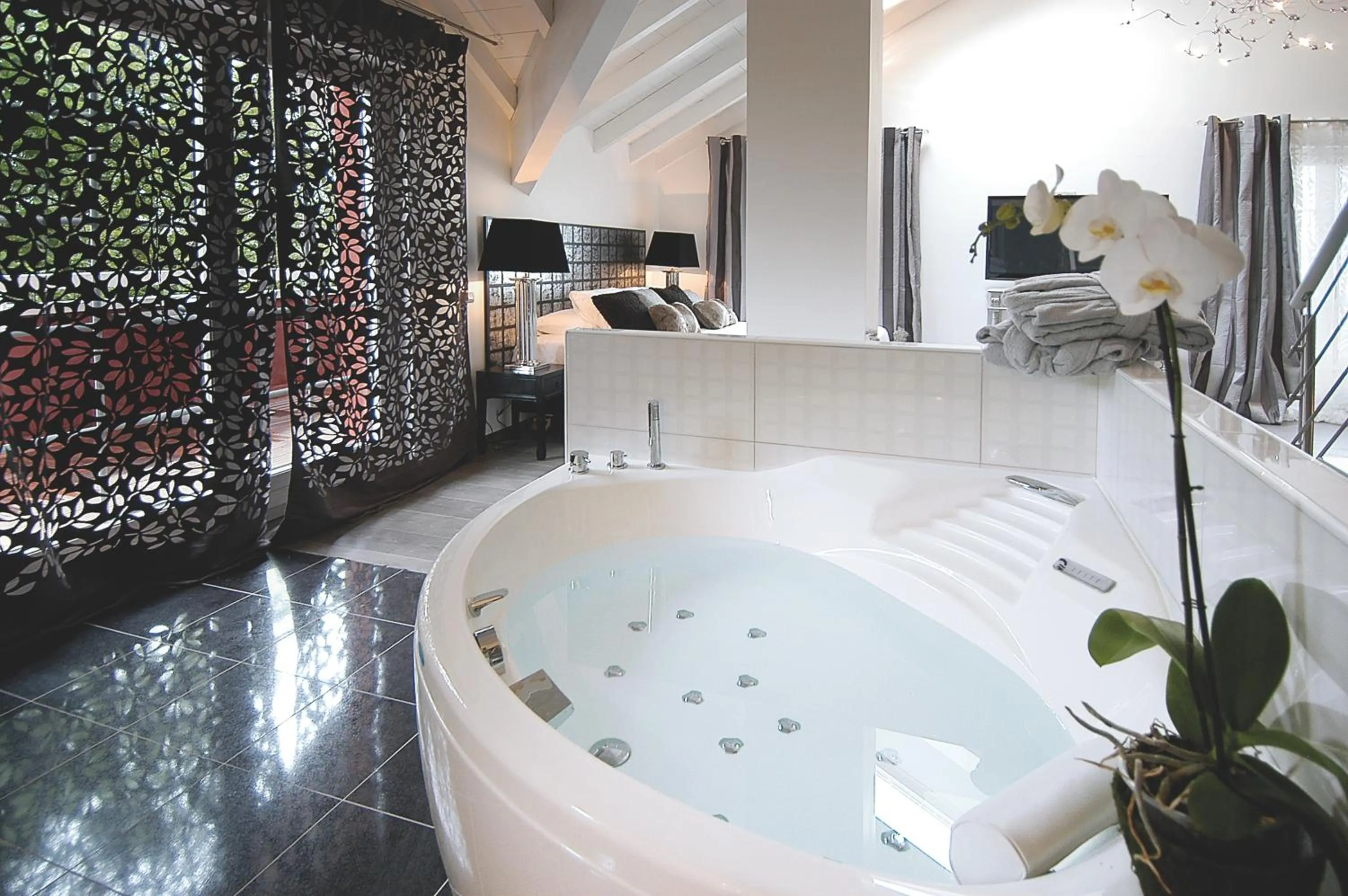 Bathroom in Auberge De Maison Rouge