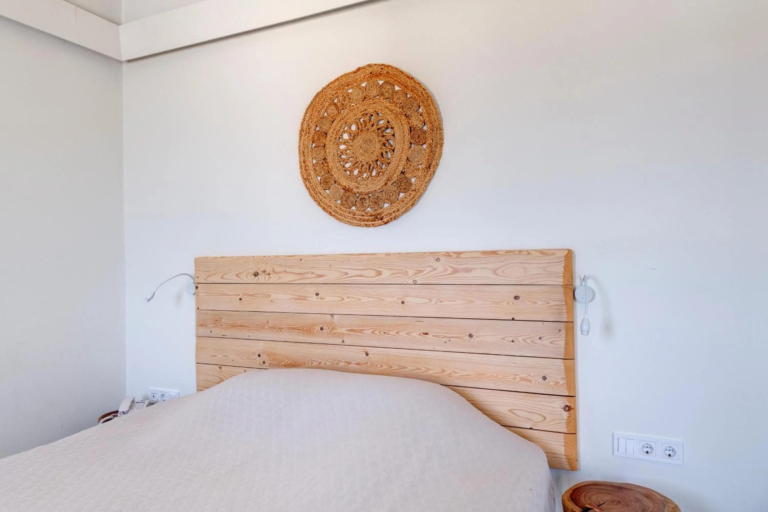 Photo of the whole room, Bed in Faros Resort