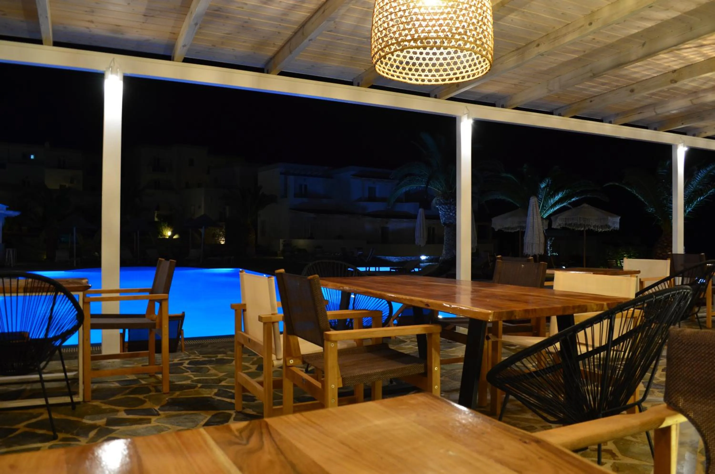 Restaurant/places to eat in Faros Resort