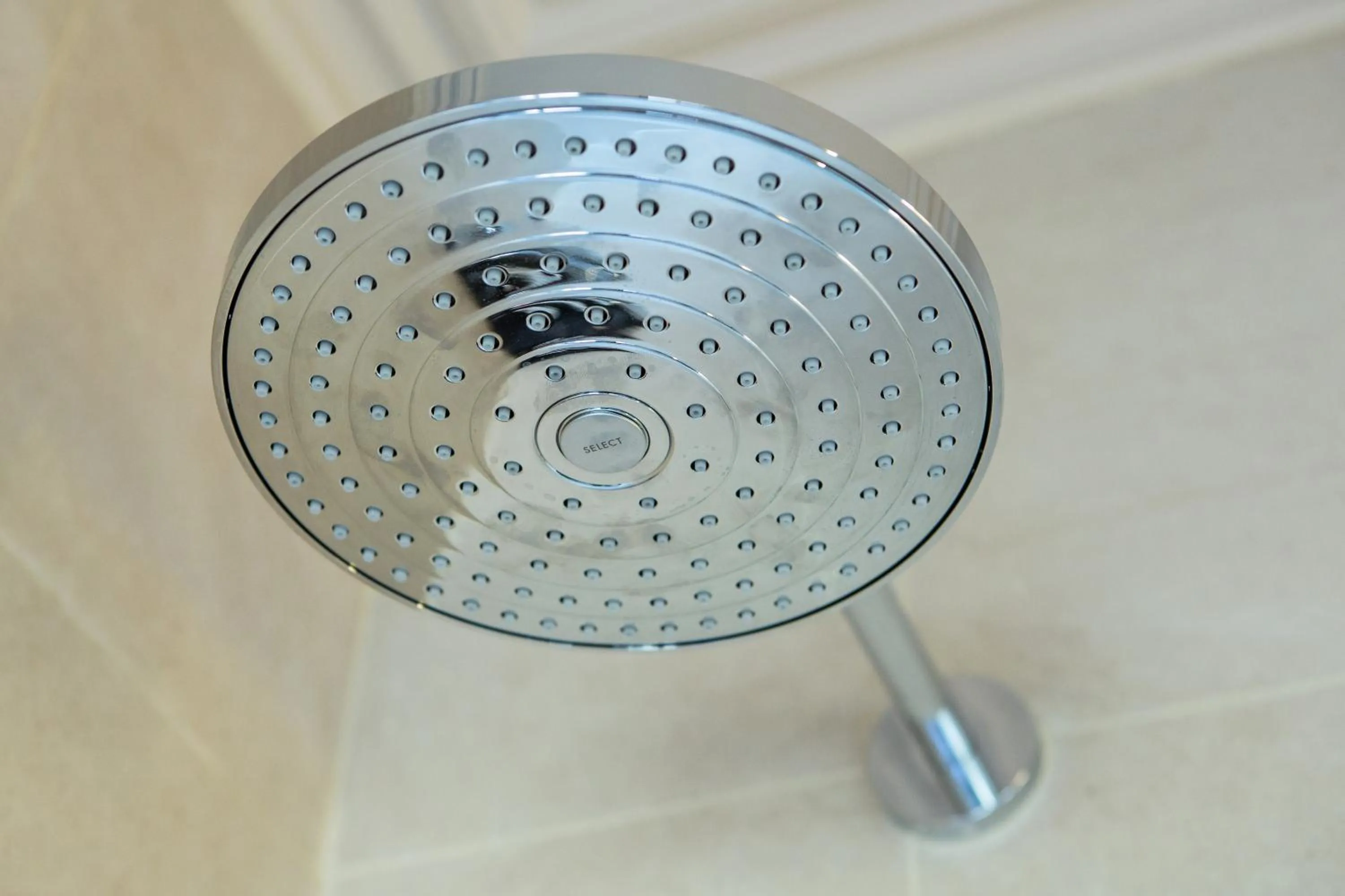 Shower in Grays Court Hotel