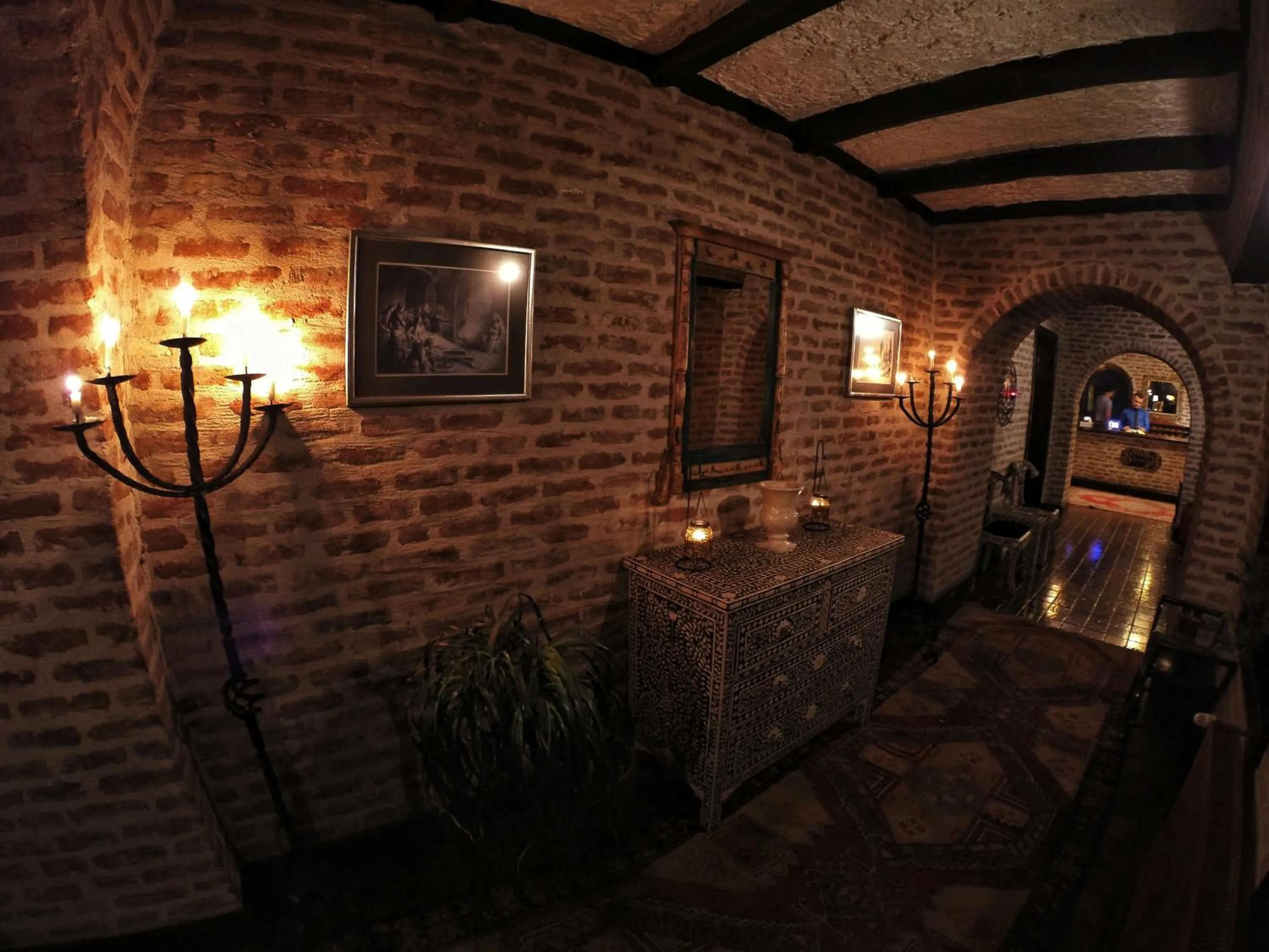 Decorative detail in Manici Kasri