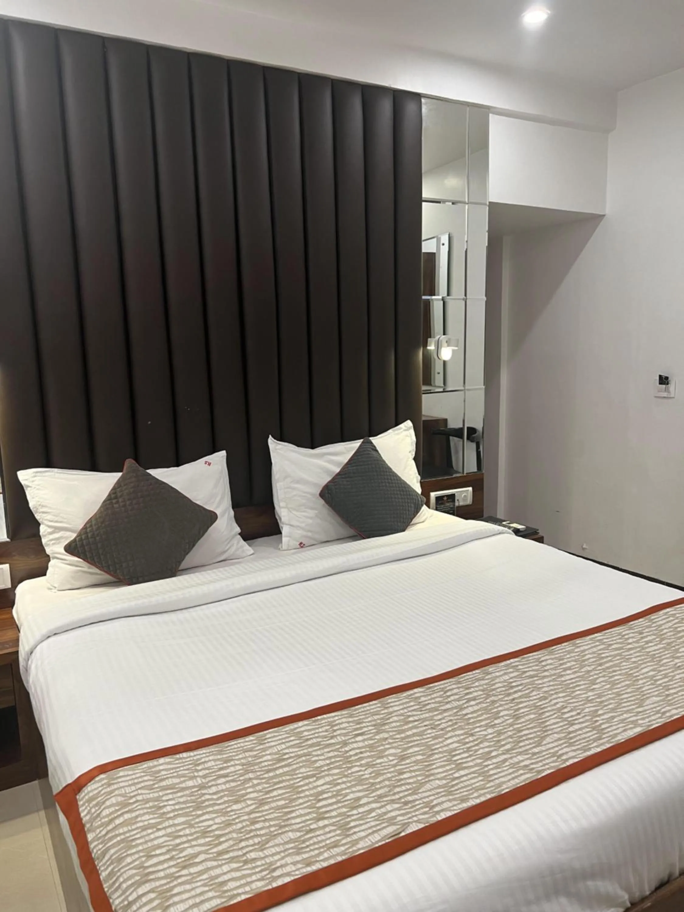 Bed in Hotel Supreme - Cuffe Parade
