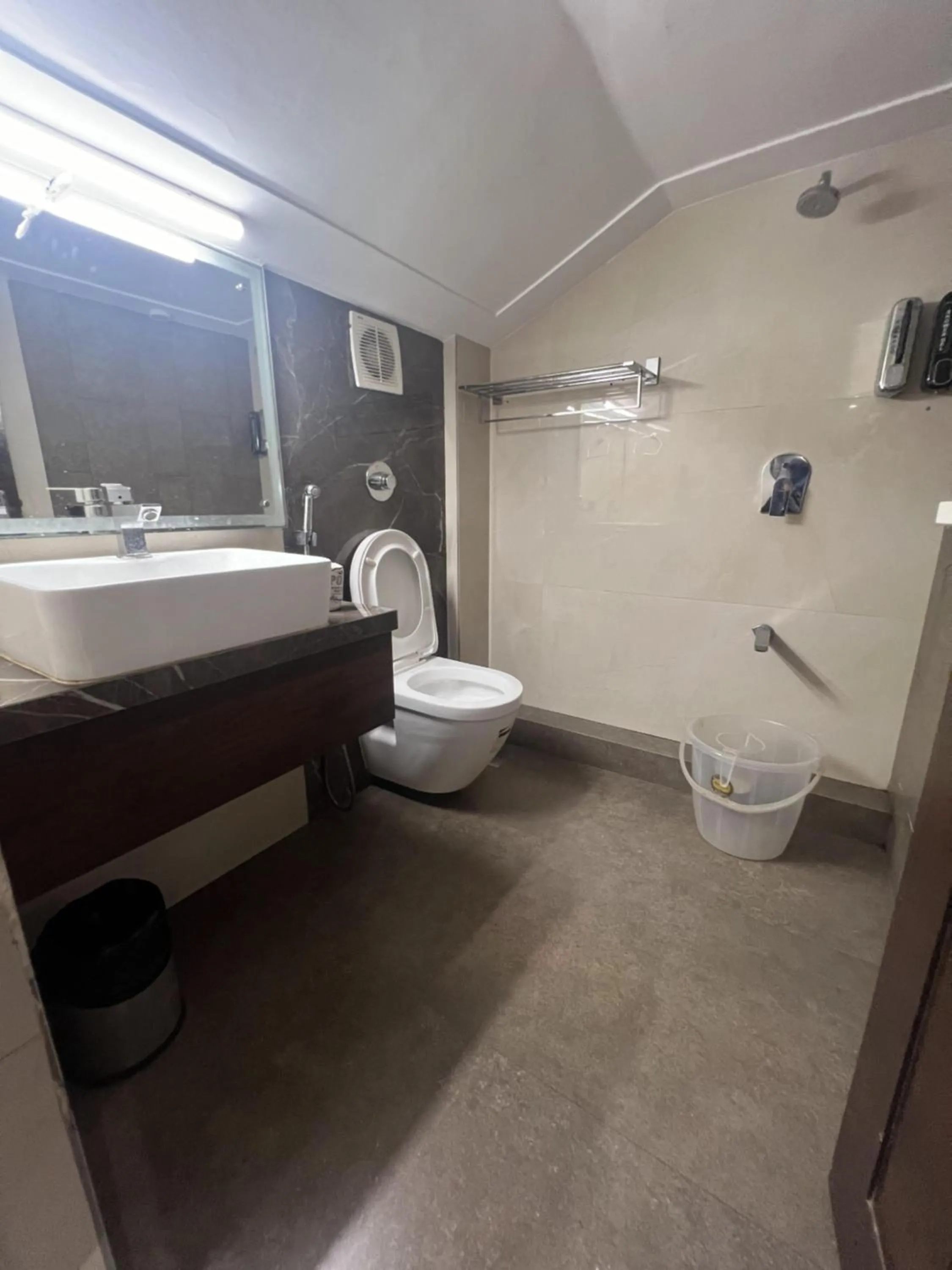 Hotel Supreme - Cuffe Parade