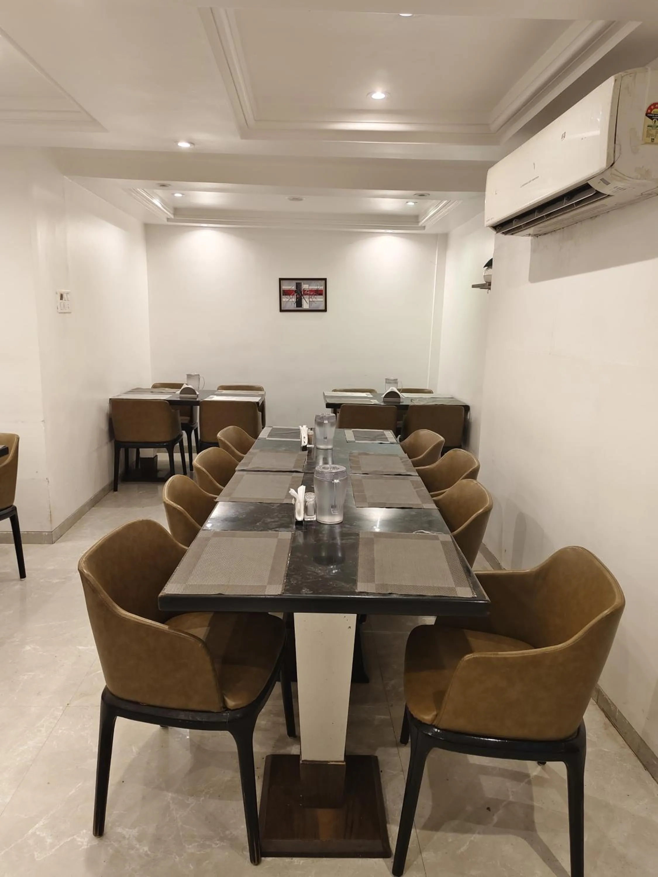 Hotel Supreme - Cuffe Parade