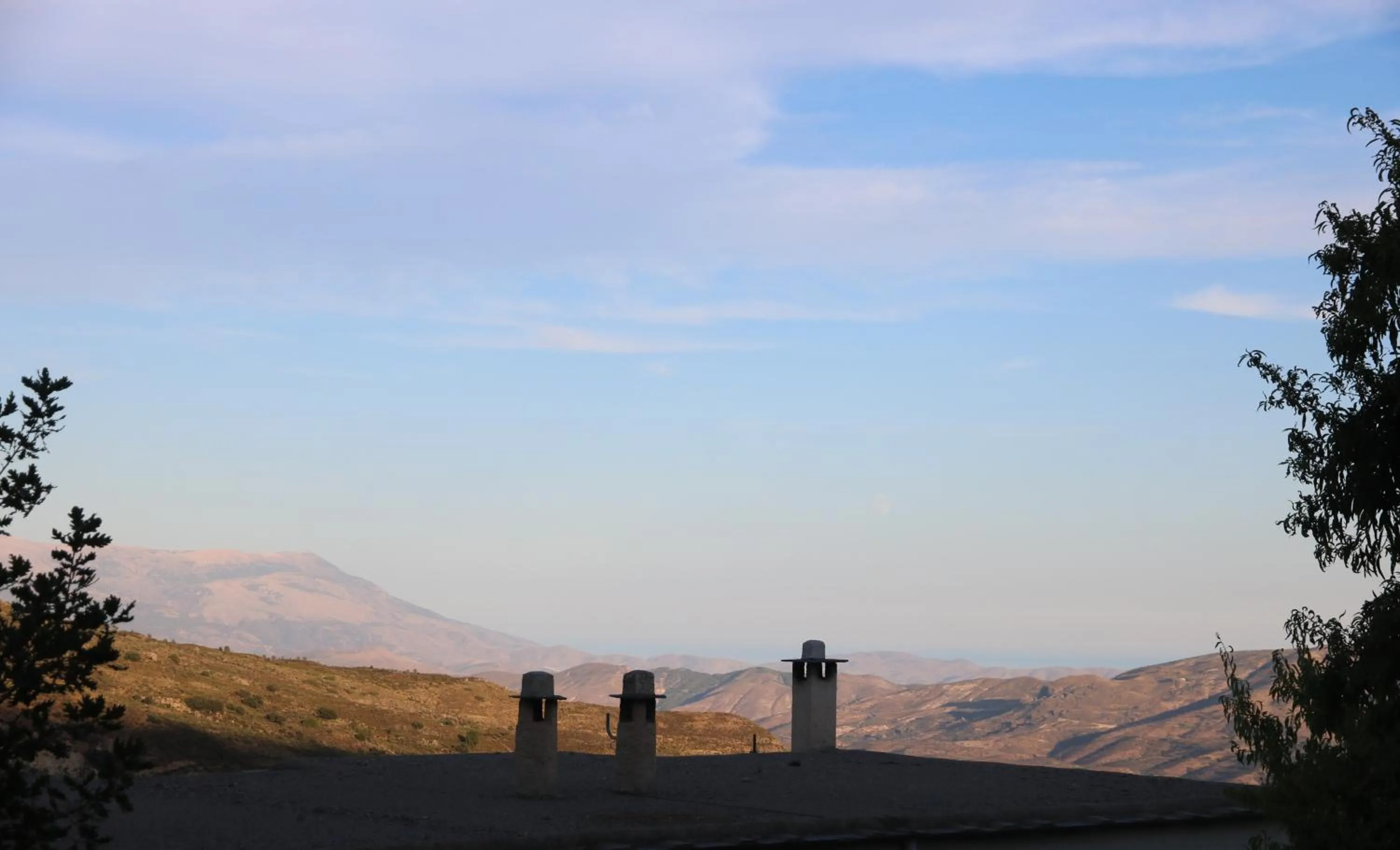 Property building in Hotel los Bérchules