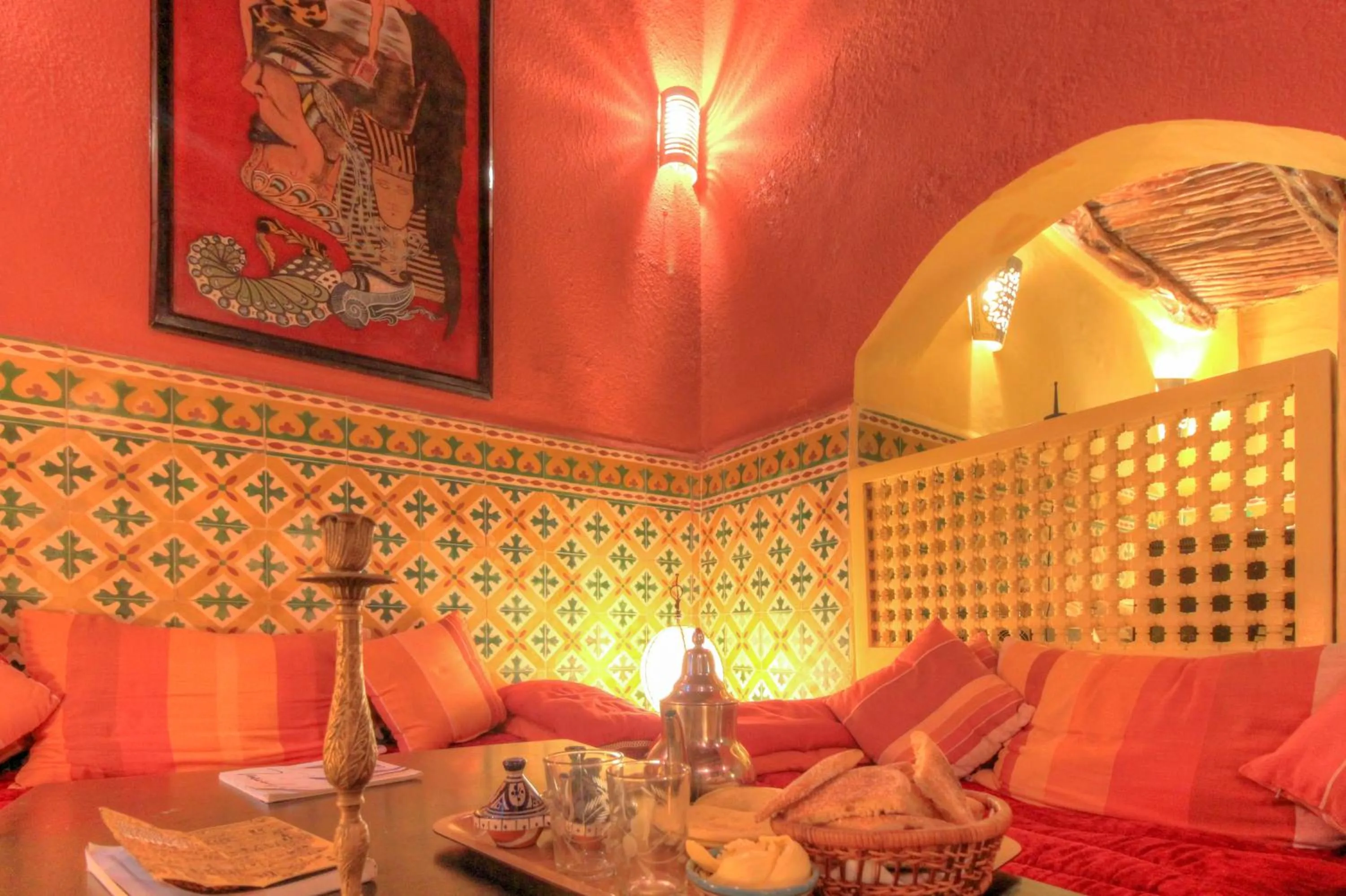 Restaurant/places to eat in Les Matins Bleus