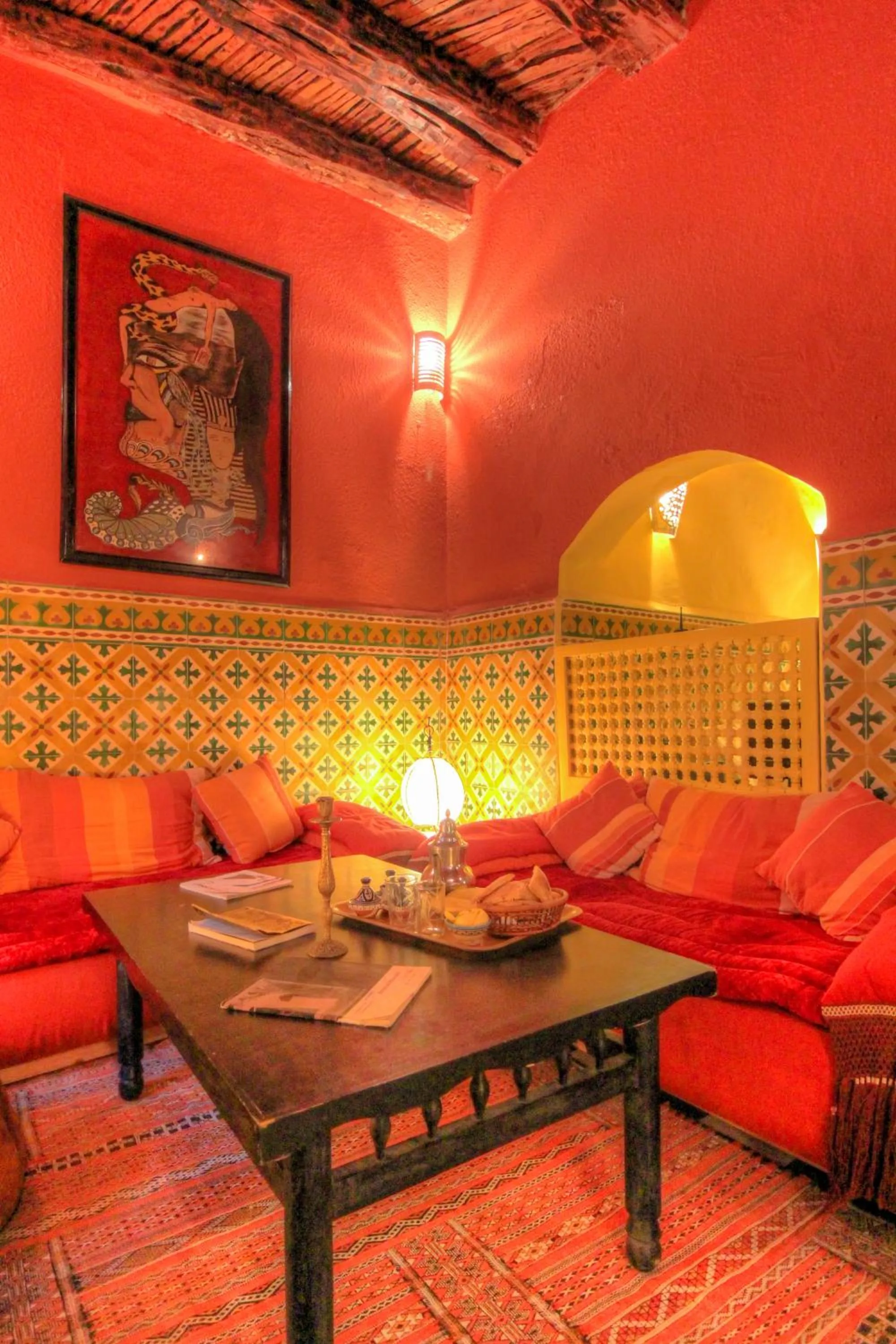 Restaurant/places to eat in Les Matins Bleus