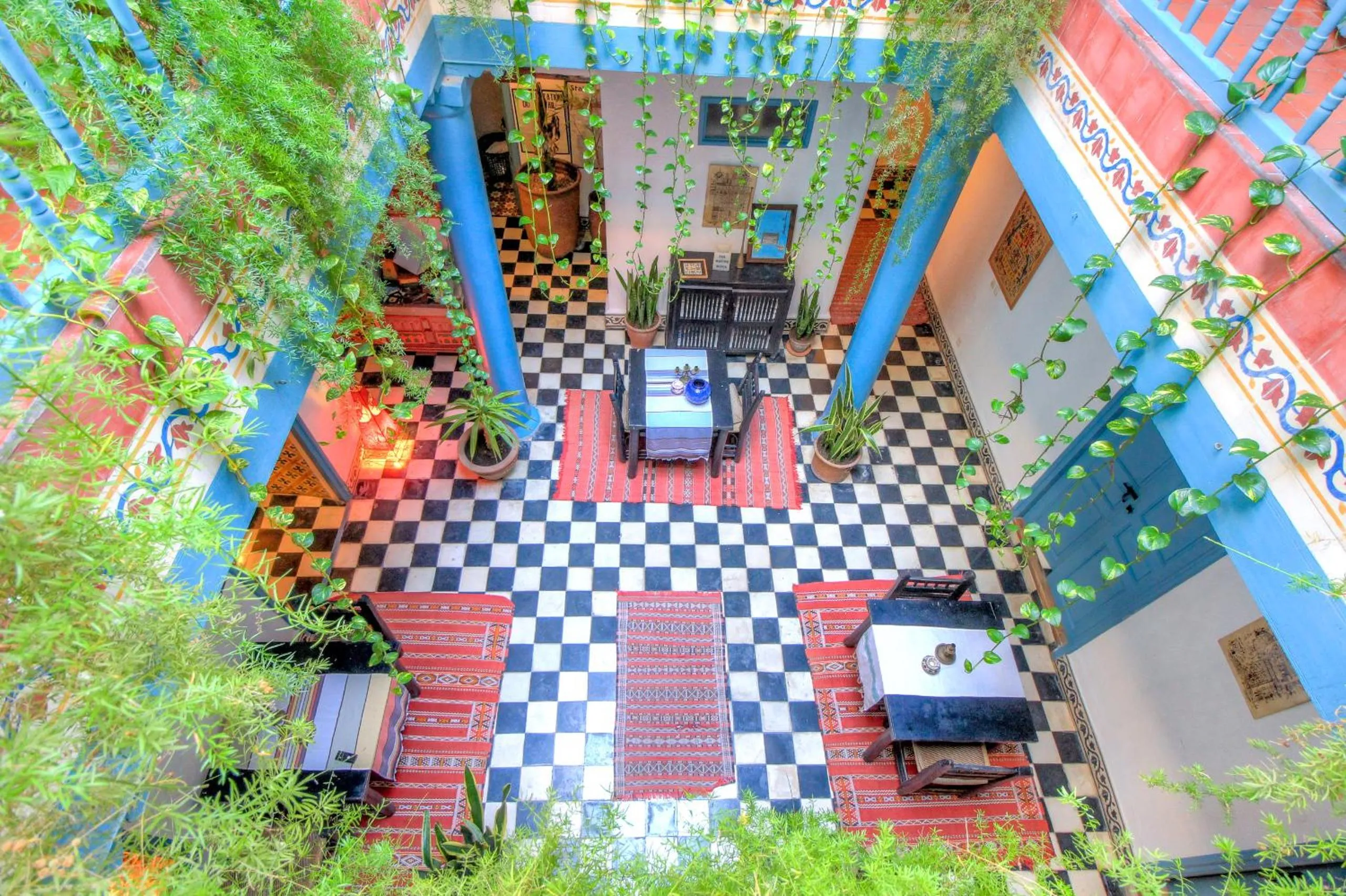 Patio in Les Matins Bleus