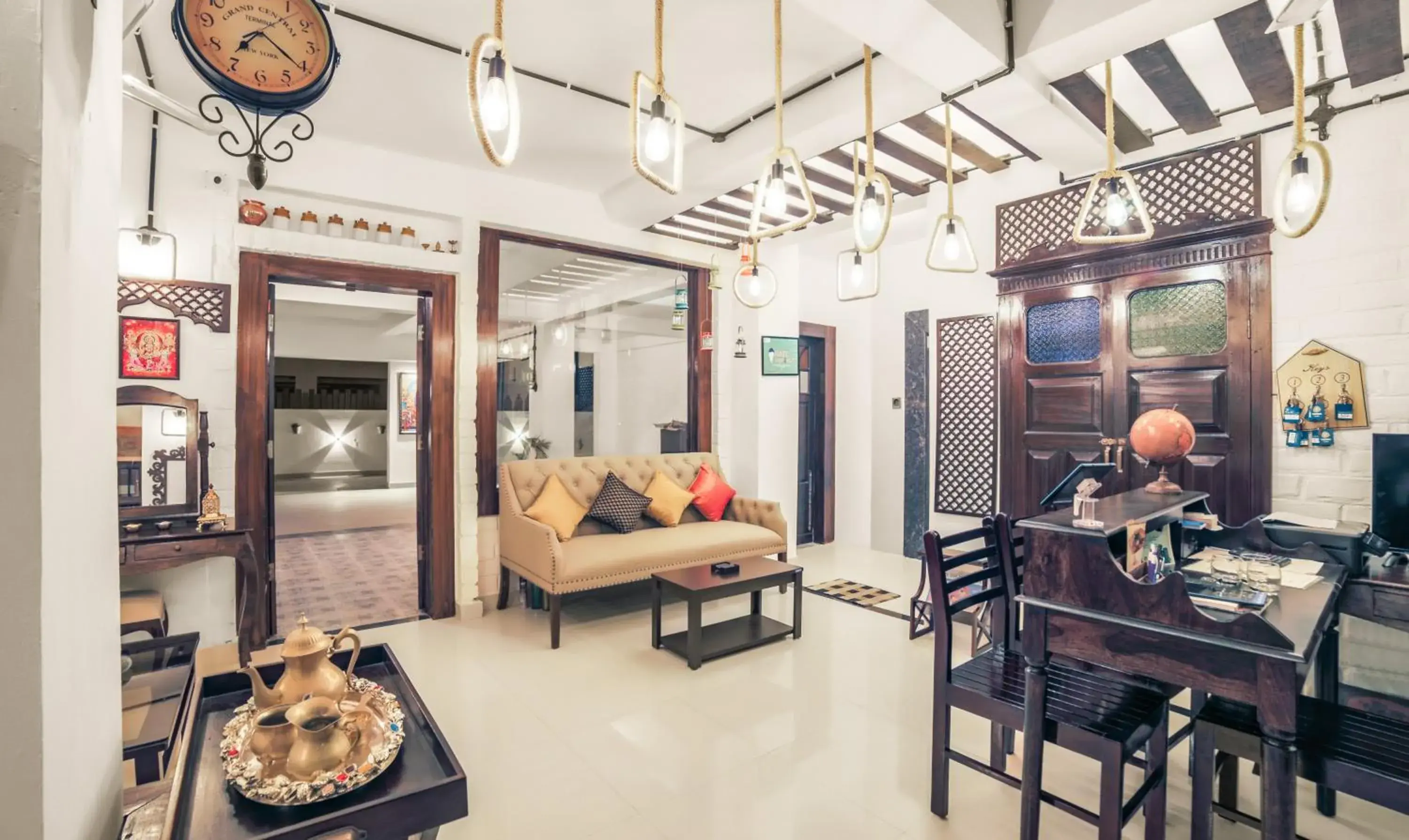 Lobby or reception in Treebo Chalets, Nagpur Airport Lobby or reception in Treebo Chalets, Nagpur Airport