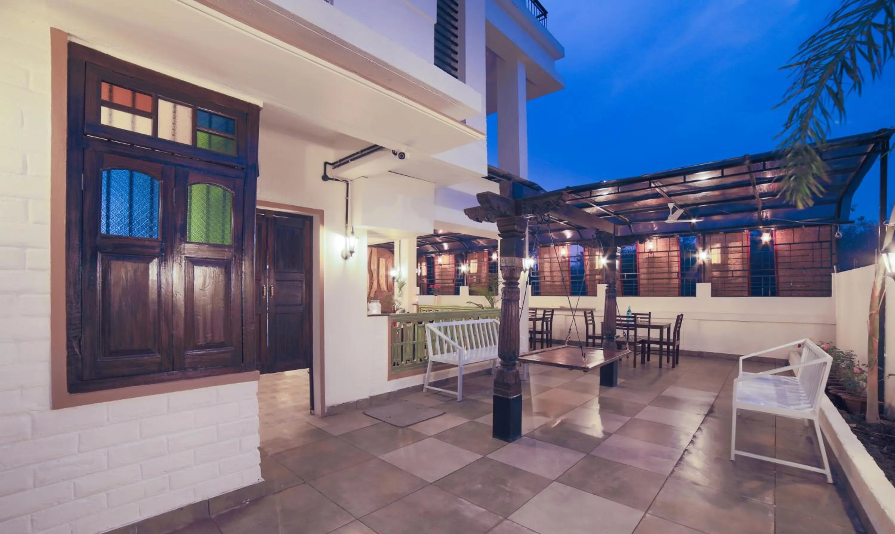 Night in Treebo Chalets, Nagpur Airport