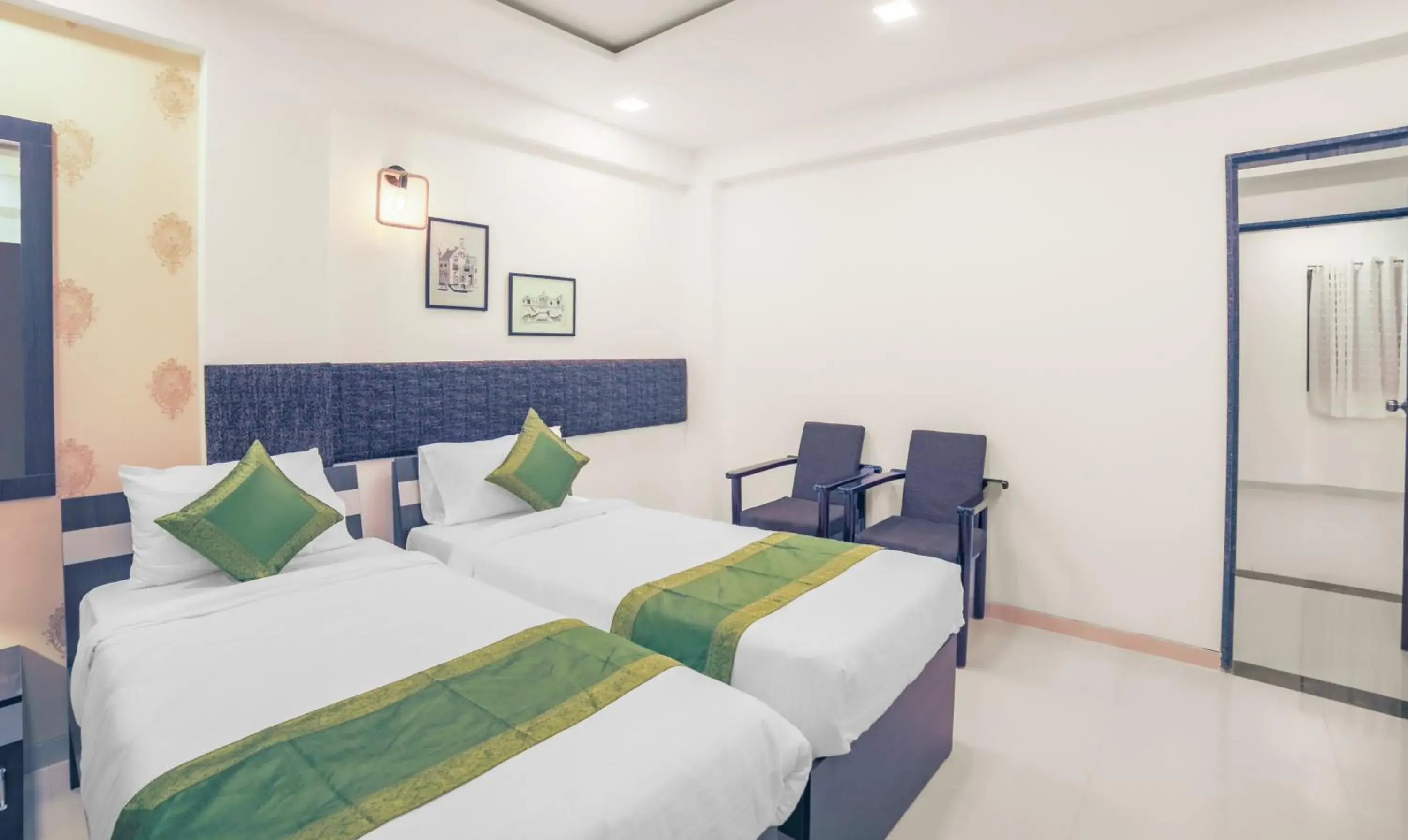 Bed in Treebo Chalets, Nagpur Airport Bed in Treebo Chalets, Nagpur Airport