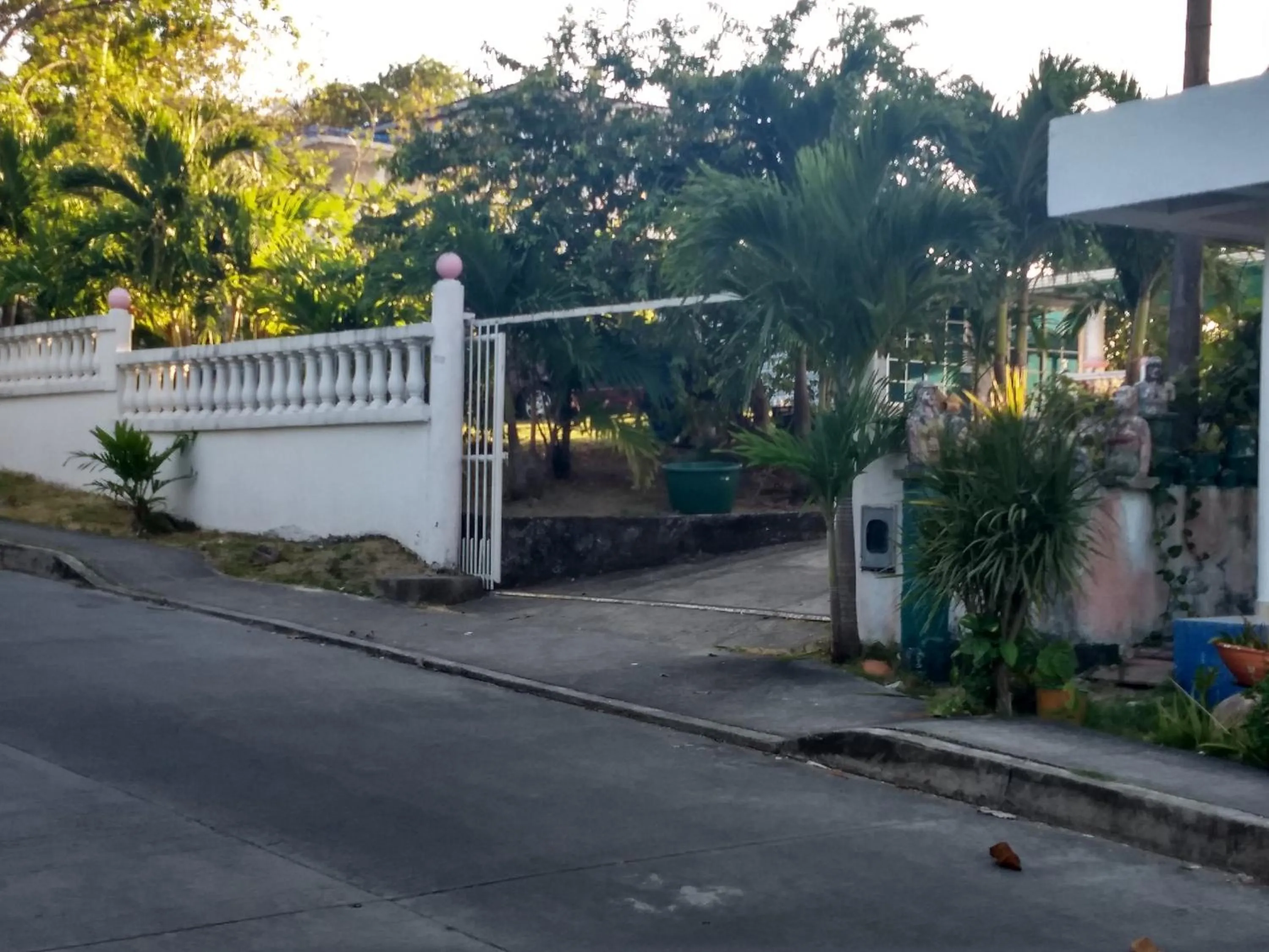 Marysol Lodging Hostel & Camping
