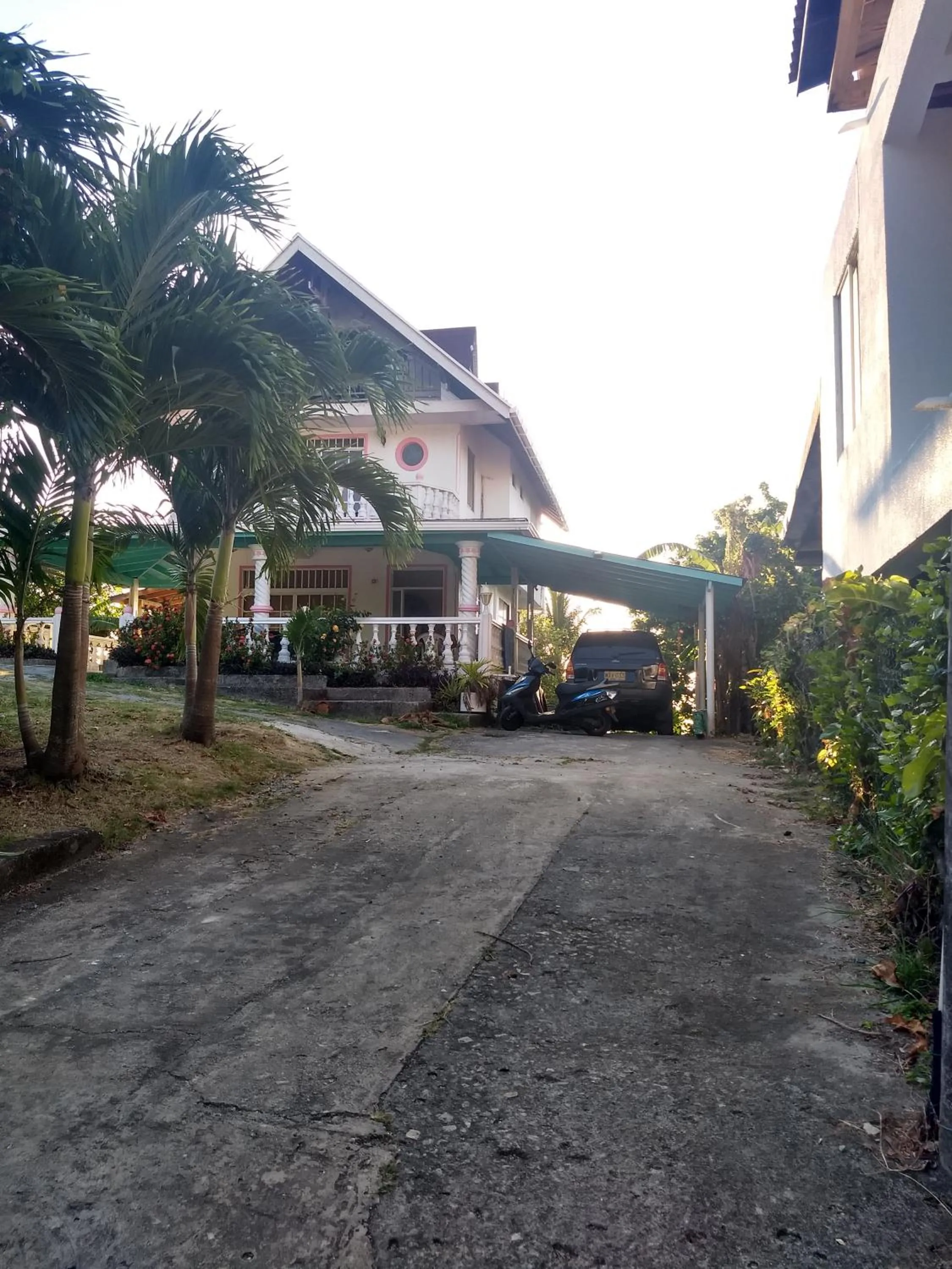 Marysol Lodging Hostel & Camping