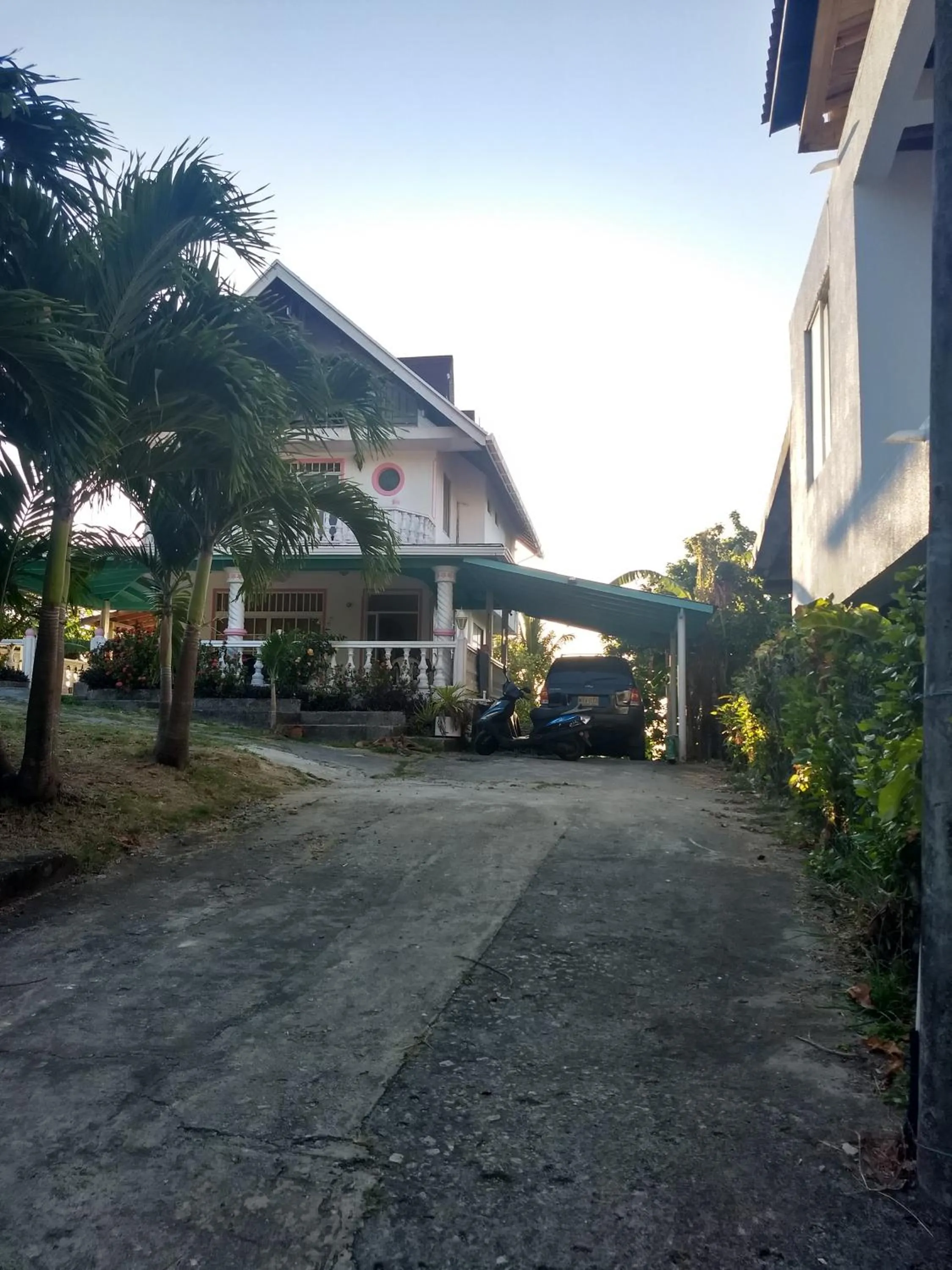 Marysol Lodging Hostel & Camping