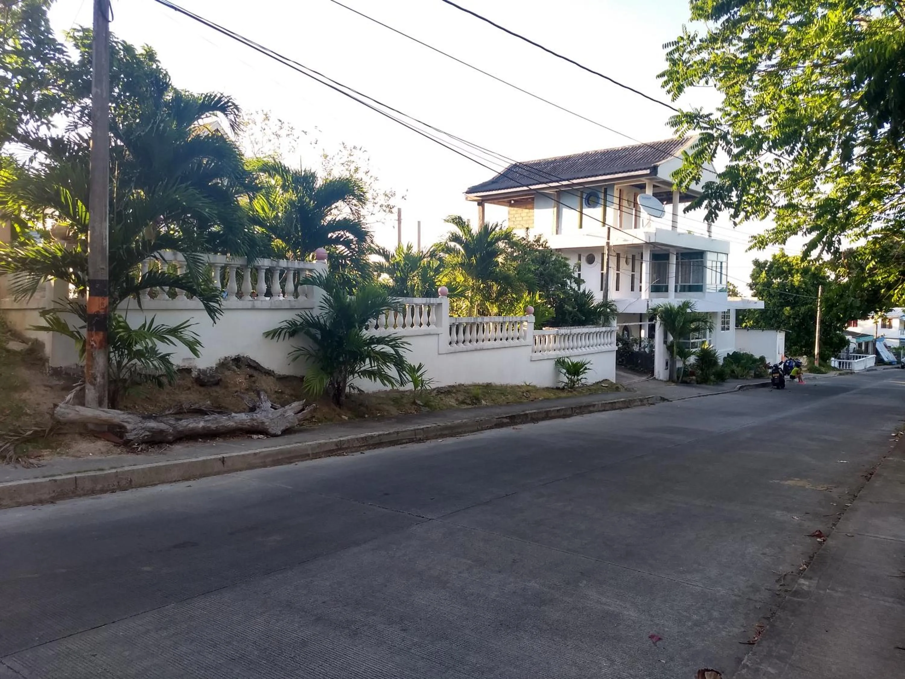 Marysol Lodging Hostel & Camping