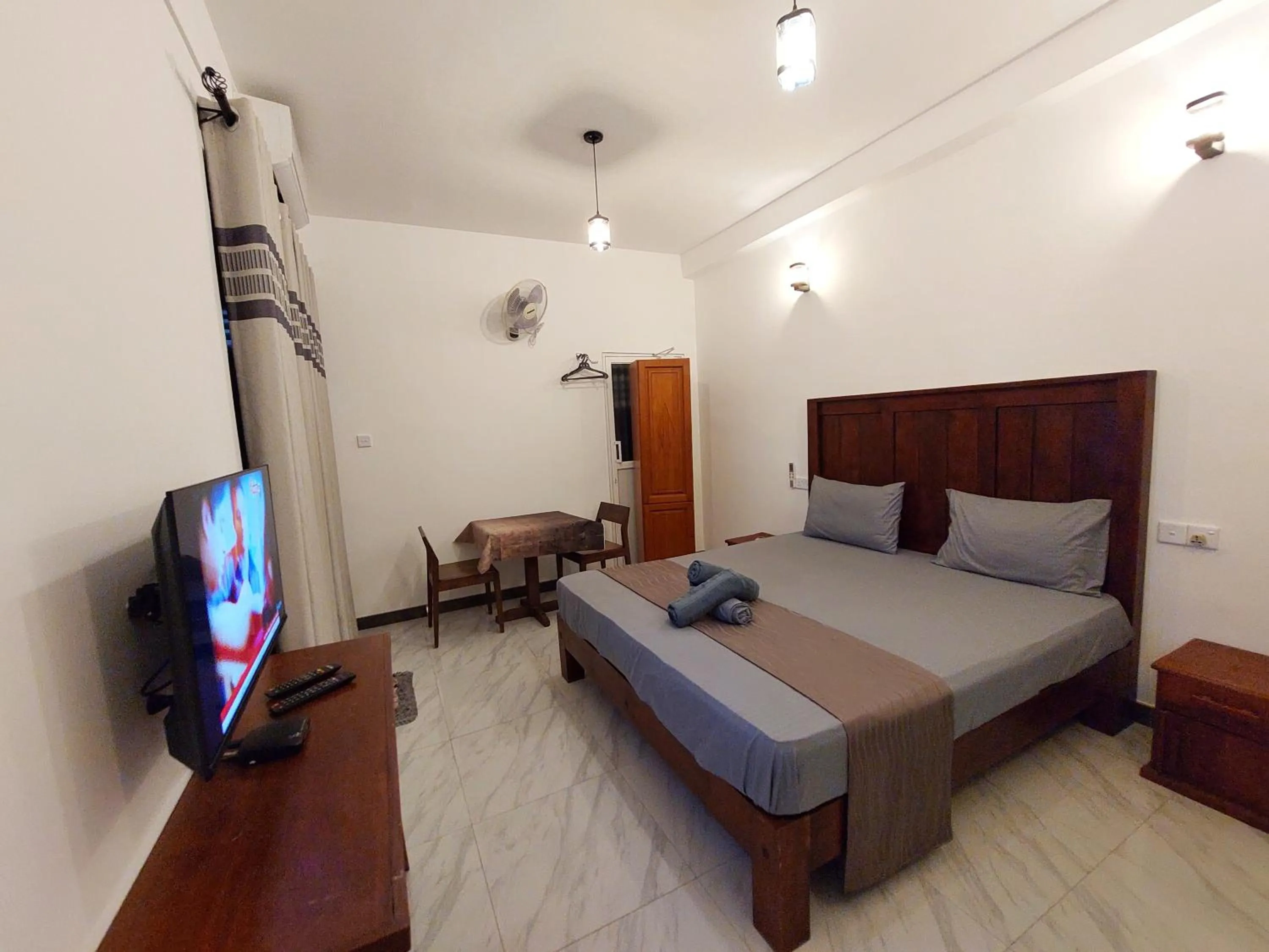 Bed in CHEN VILLA - Near Airport