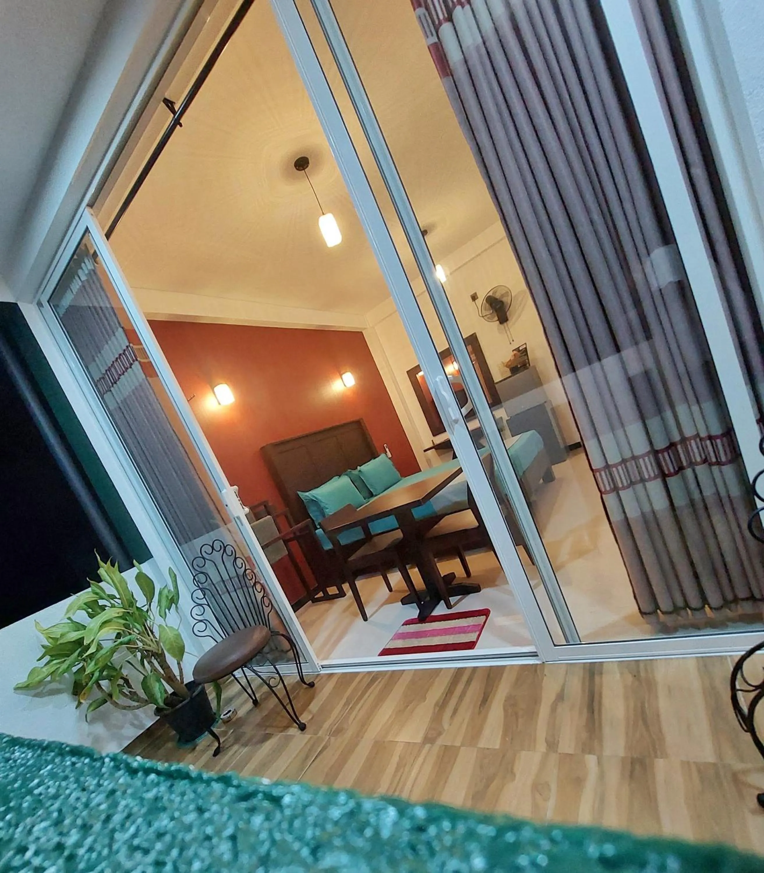 Bed in CHEN VILLA - Near Airport