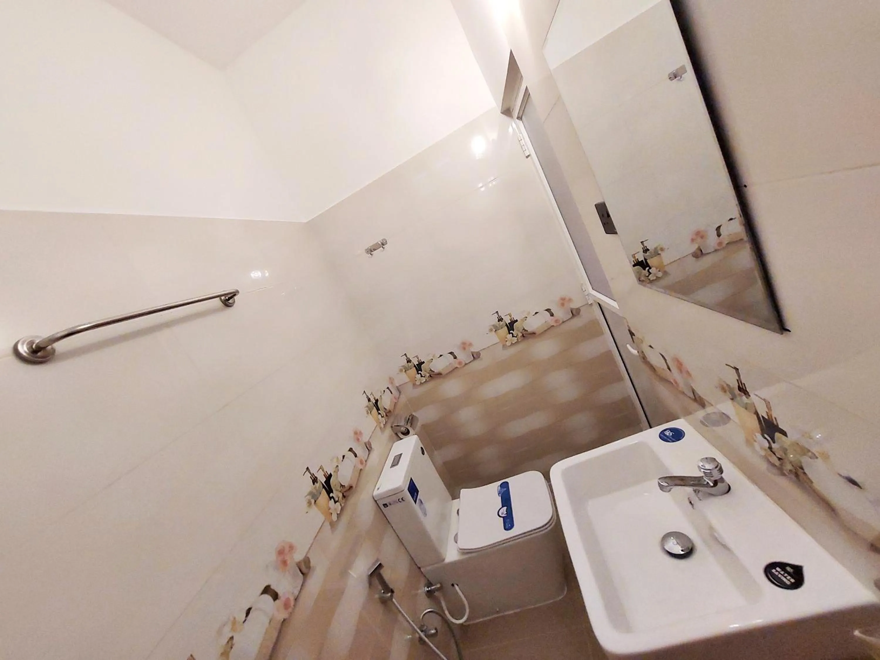 Bathroom in CHEN VILLA - Near Airport