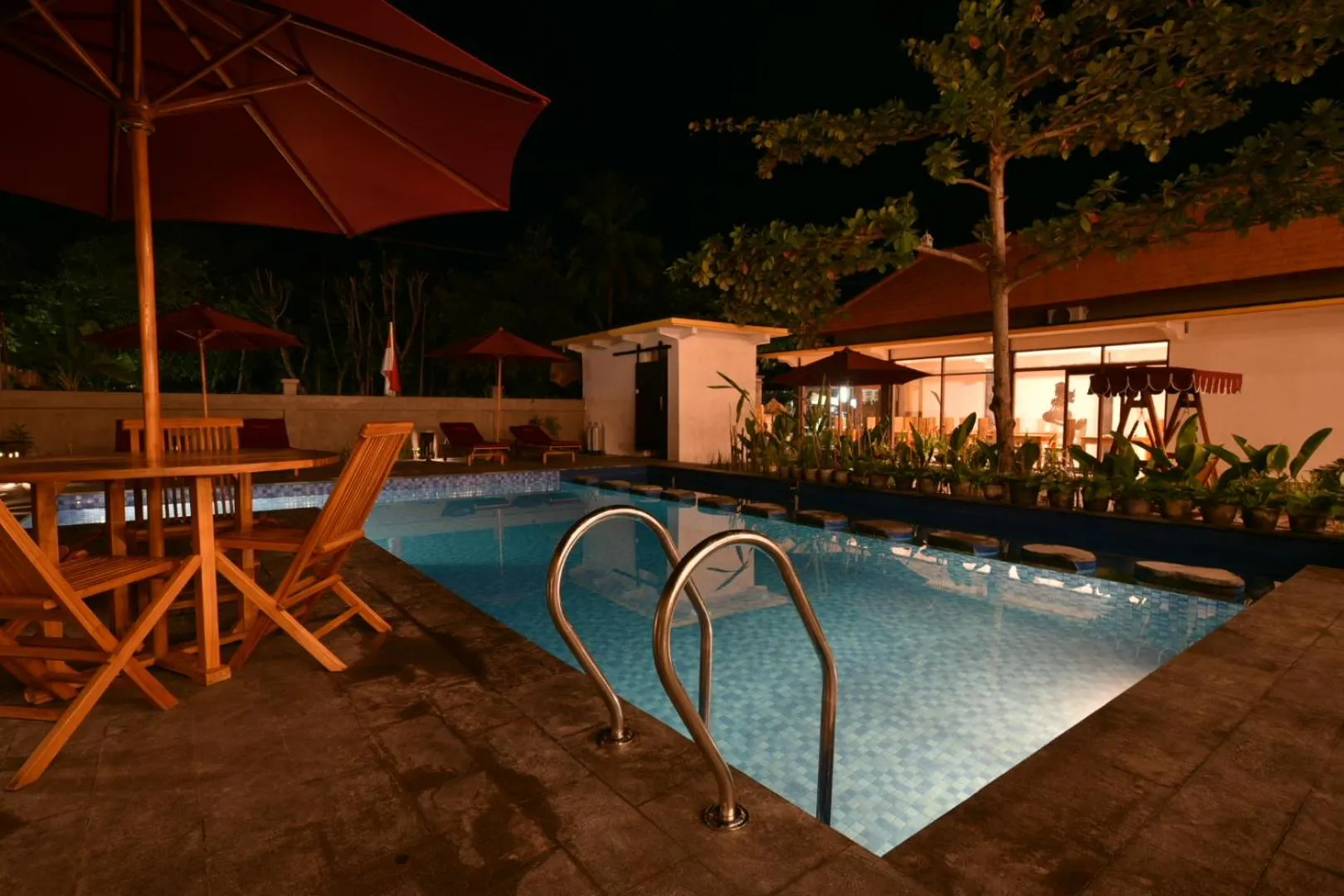 Restaurant/places to eat in Saka Boutique Hotel