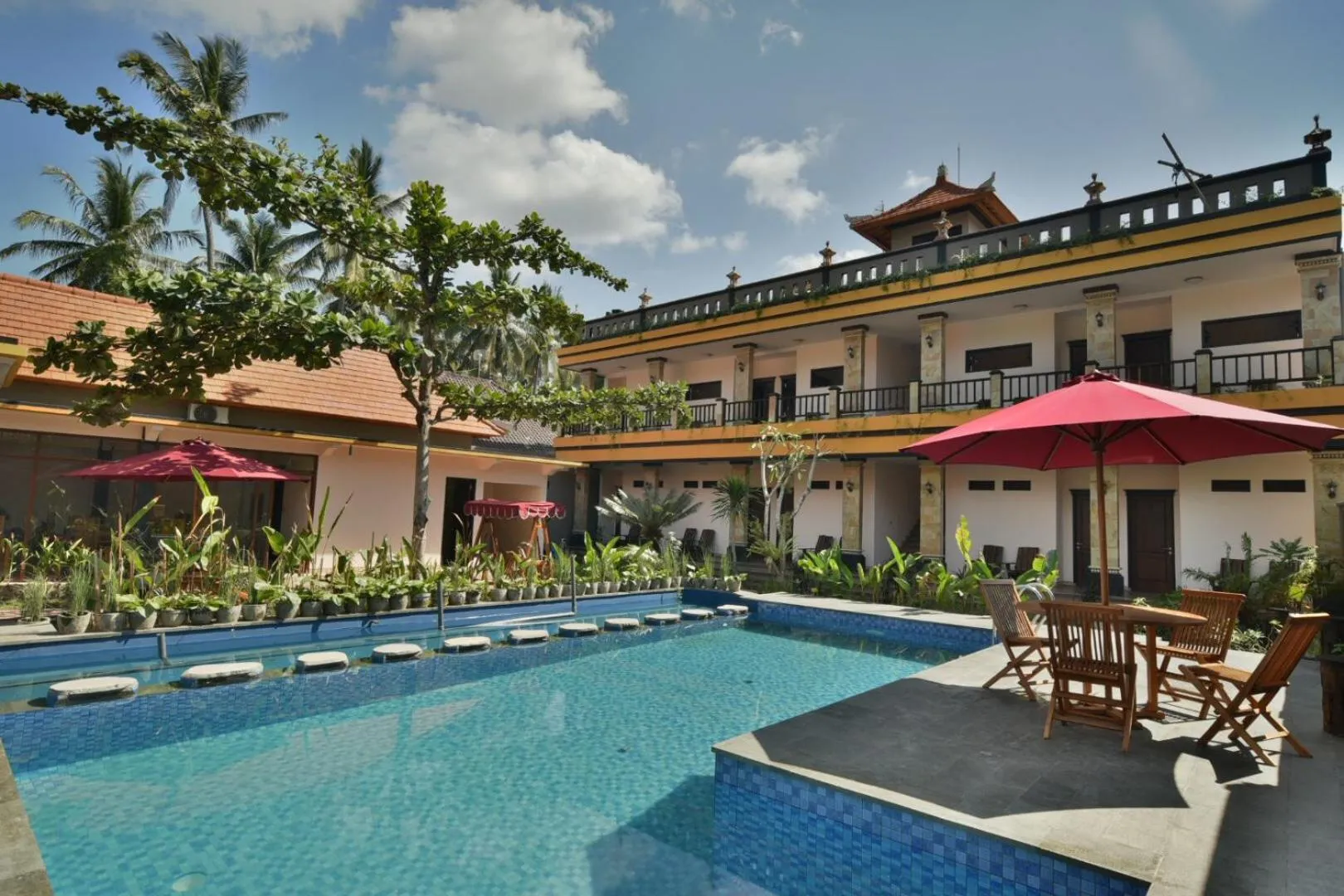 Restaurant/places to eat in Saka Boutique Hotel