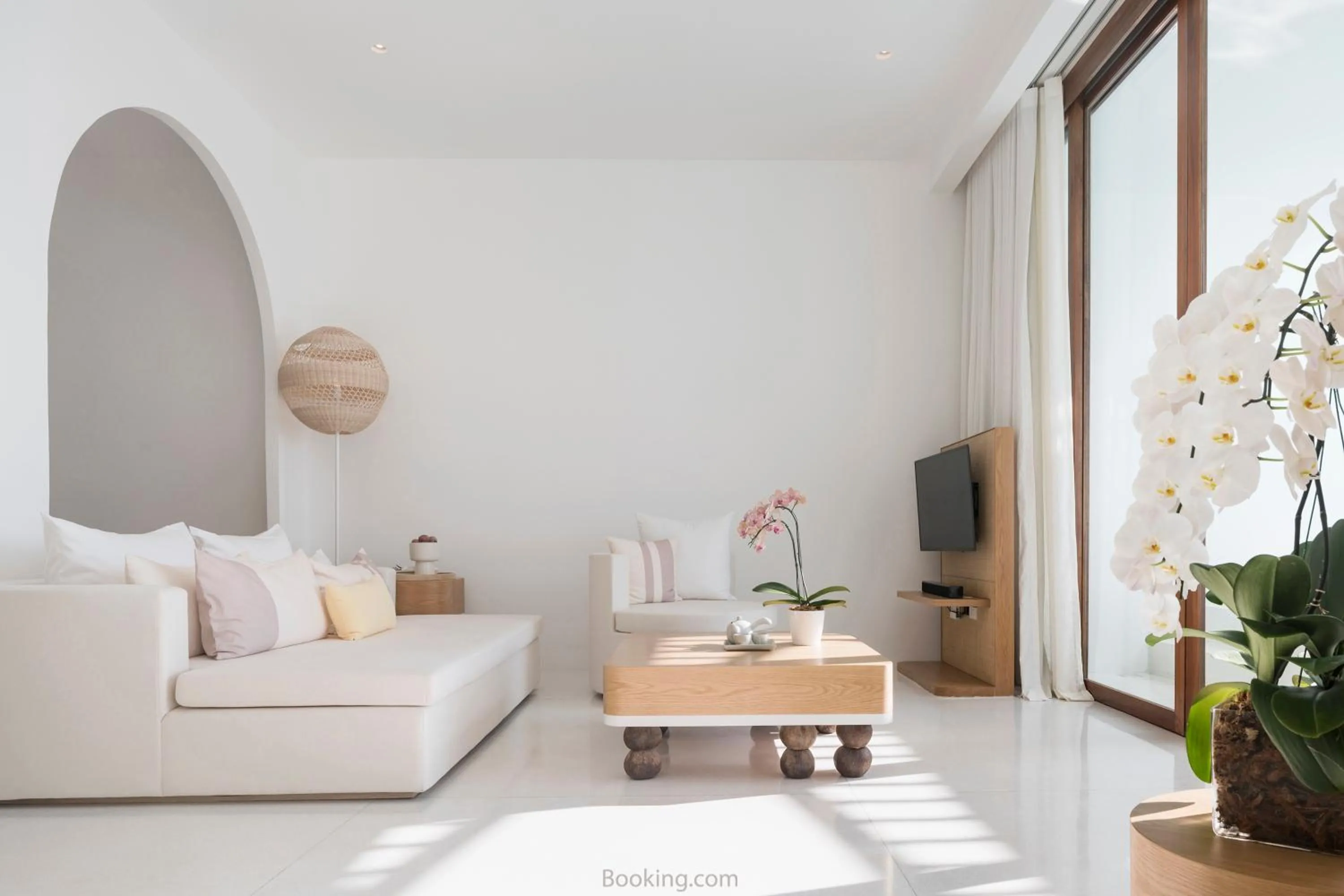 Living room in SALA Samui Chaweng Beach Resort