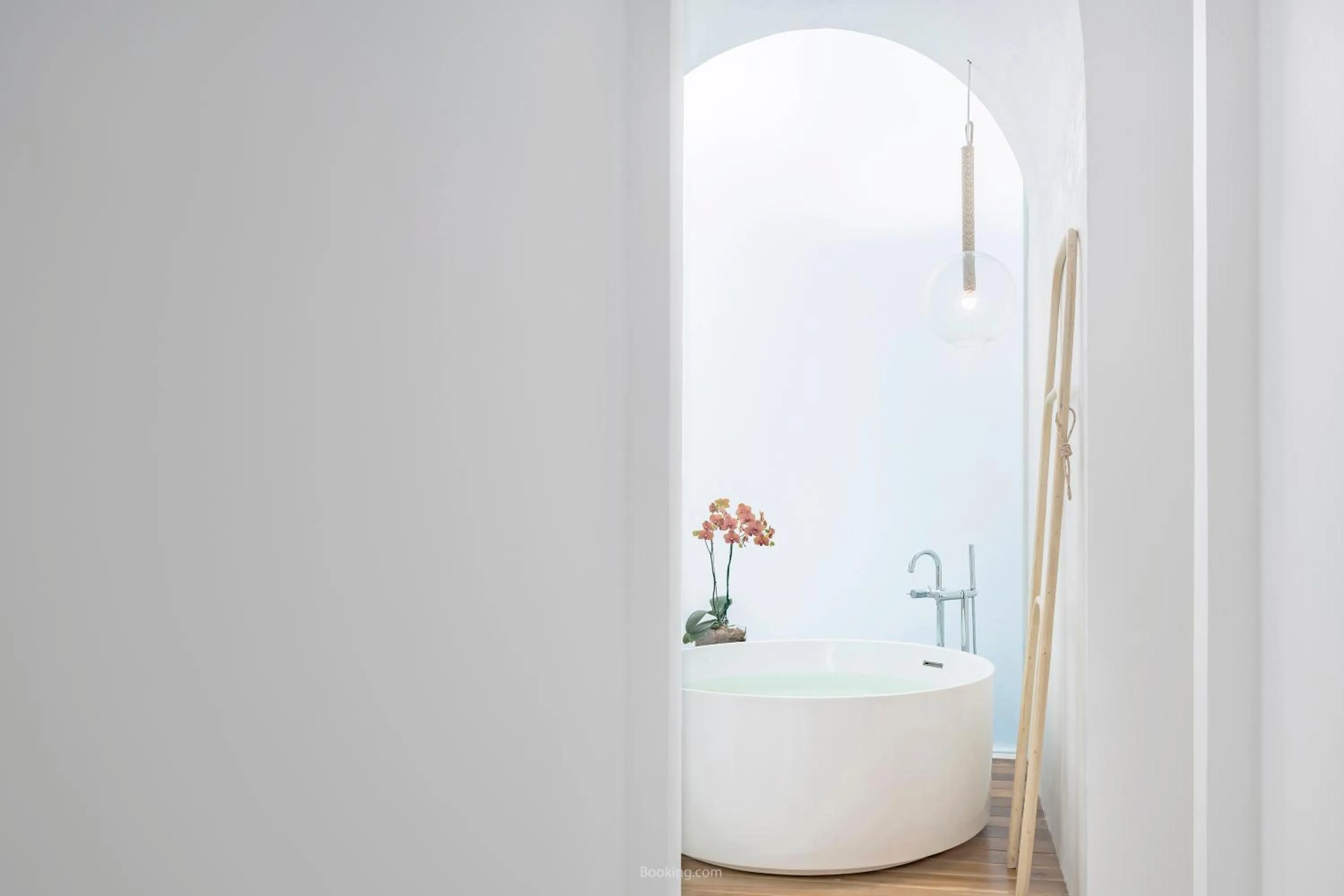 Shower in SALA Samui Chaweng Beach Resort