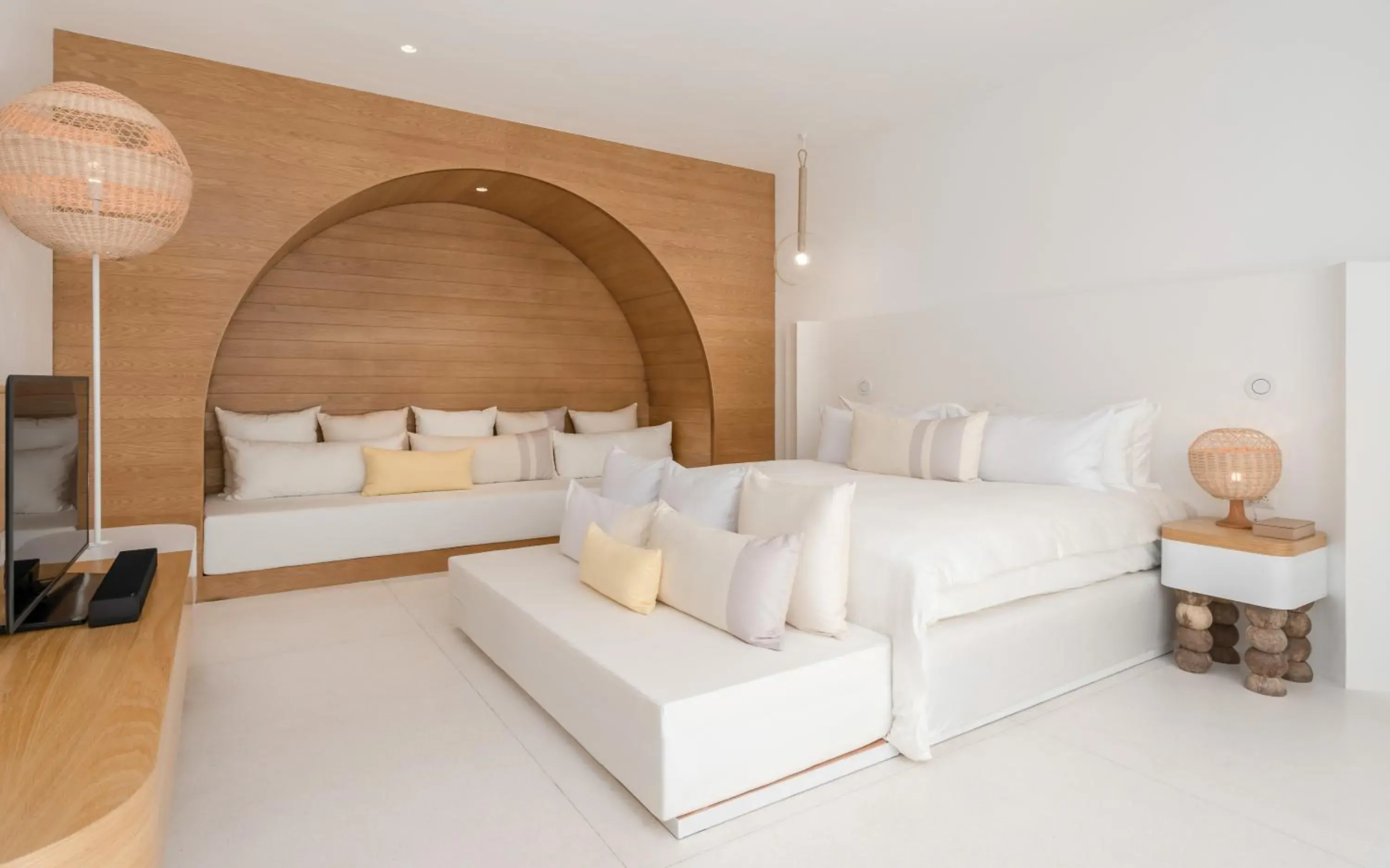 Bed in SALA Samui Chaweng Beach Resort Bed in SALA Samui Chaweng Beach Resort