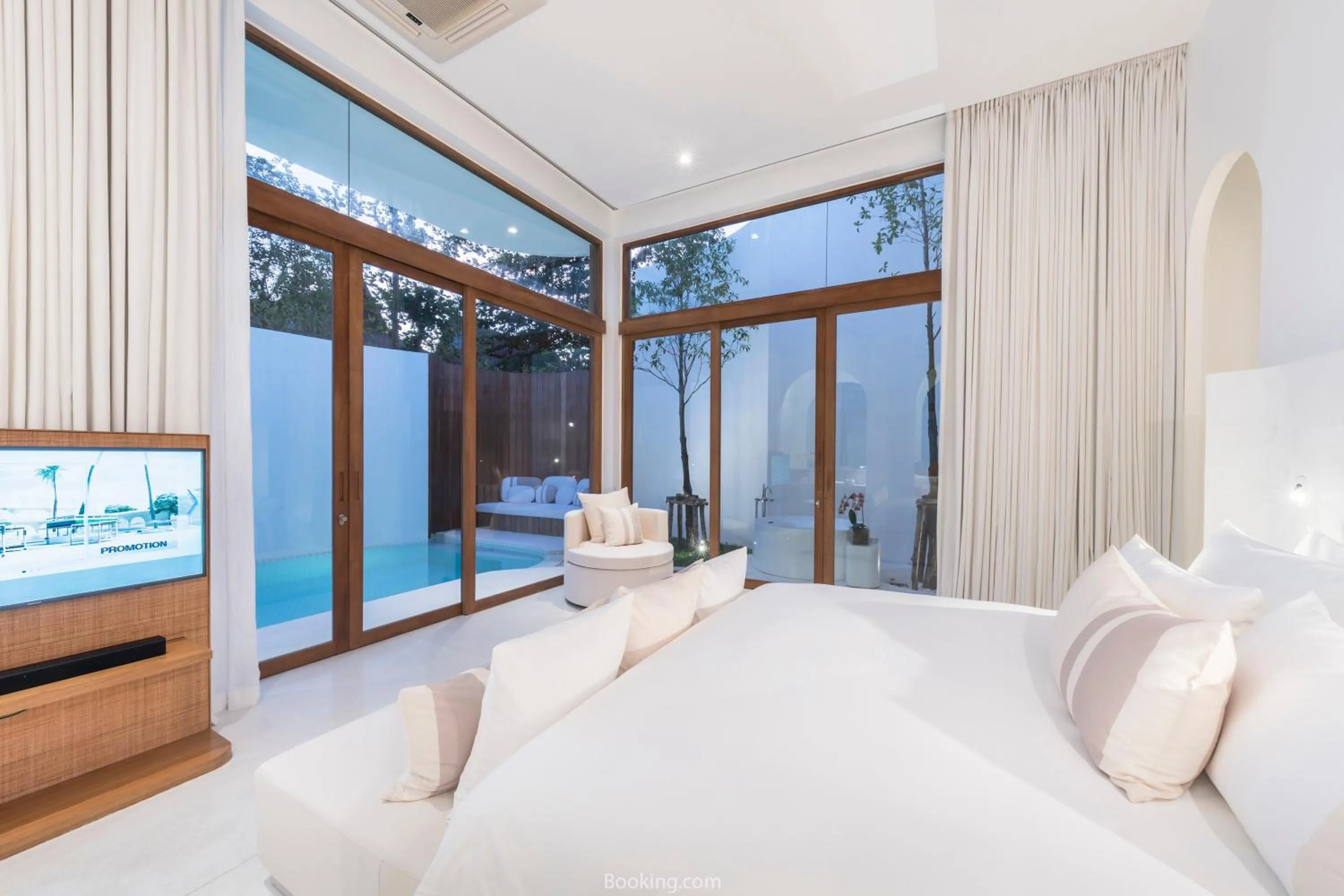 Bedroom, Bed in SALA Samui Chaweng Beach Resort