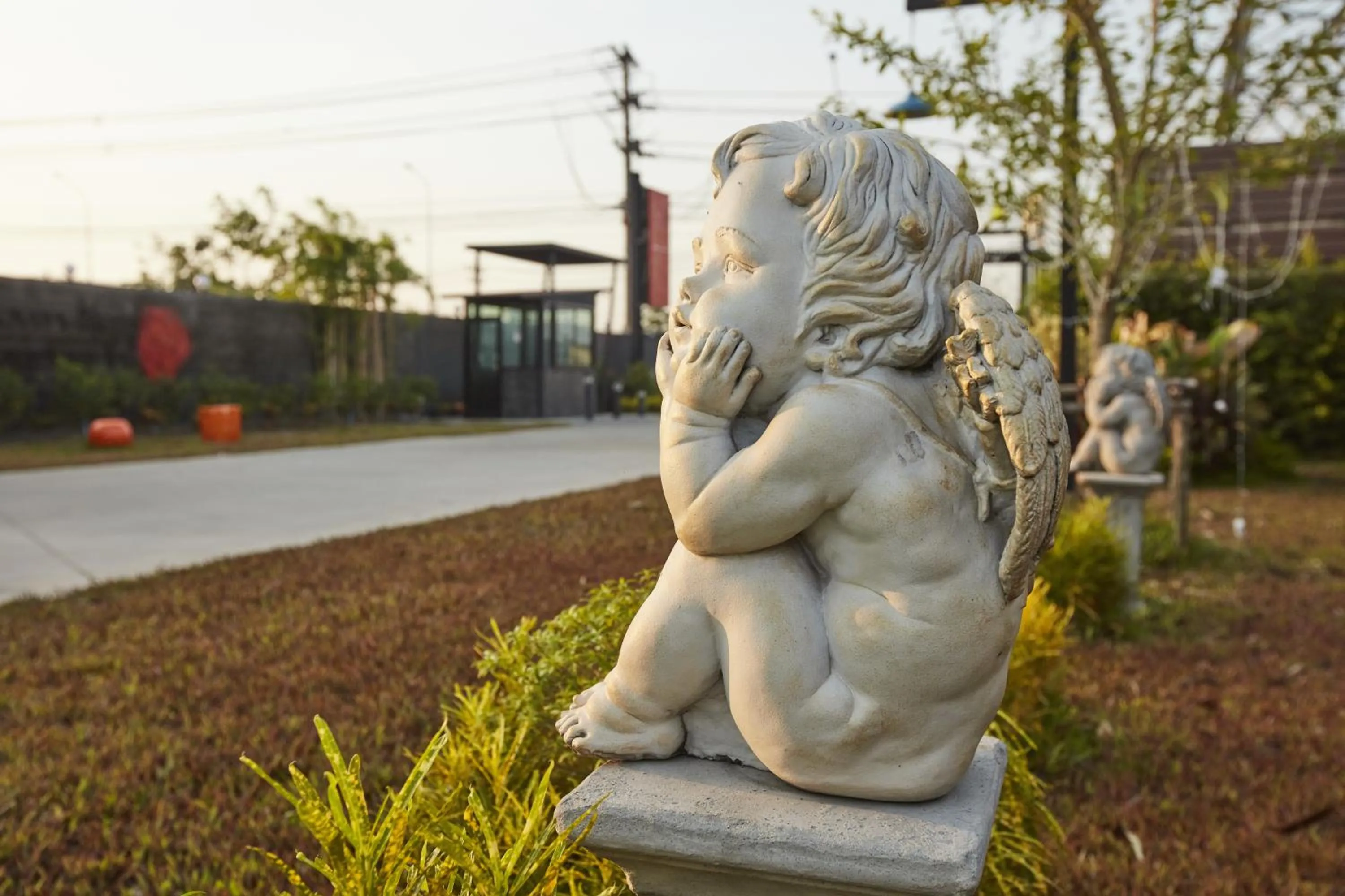 Garden view in The Sun resort Ratchaburi