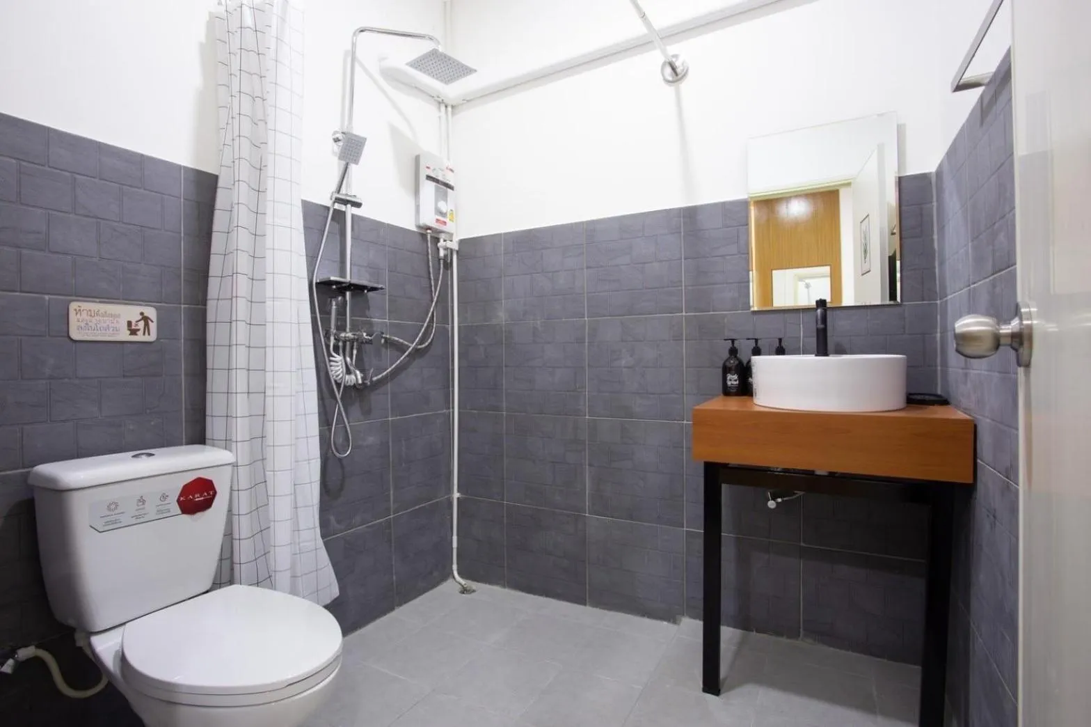 Shower in The Sun resort Ratchaburi