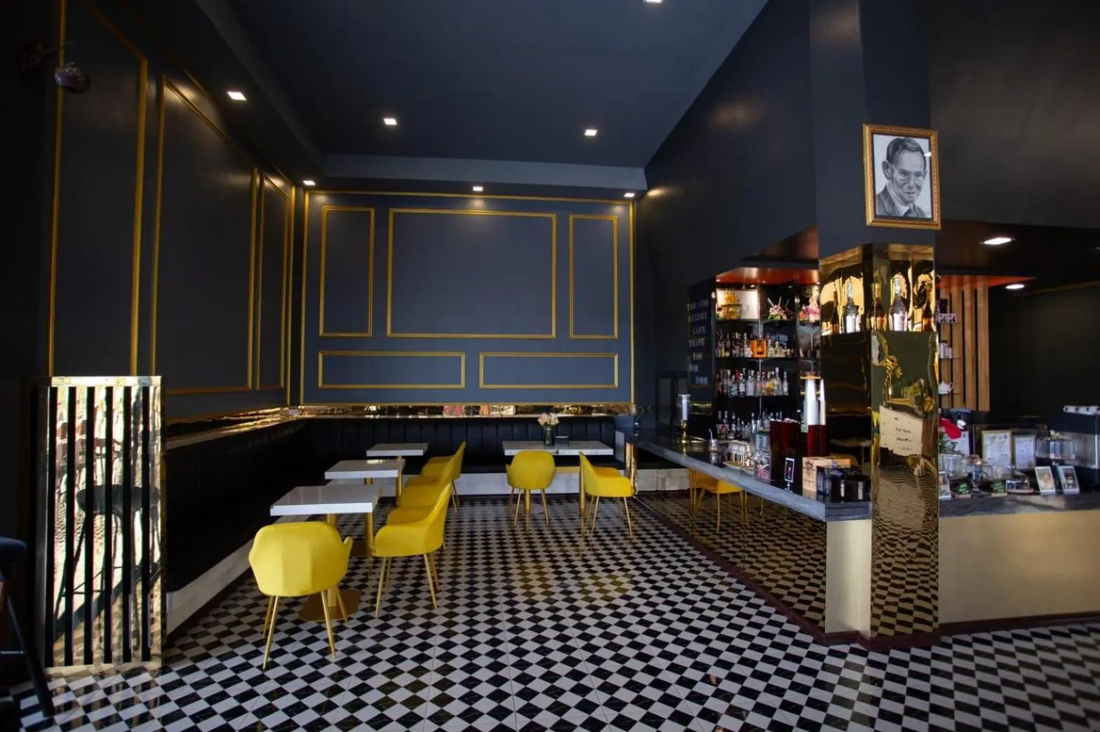 Lounge or bar in The Sun resort Ratchaburi