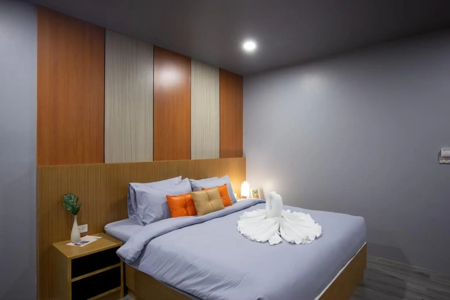 Bed in The Sun resort Ratchaburi