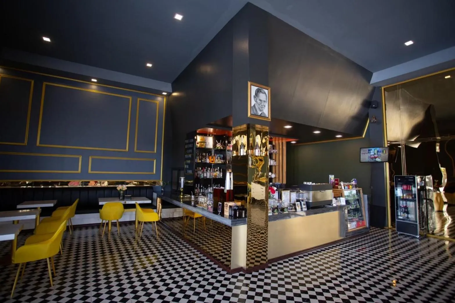 Restaurant/places to eat in The Sun resort Ratchaburi