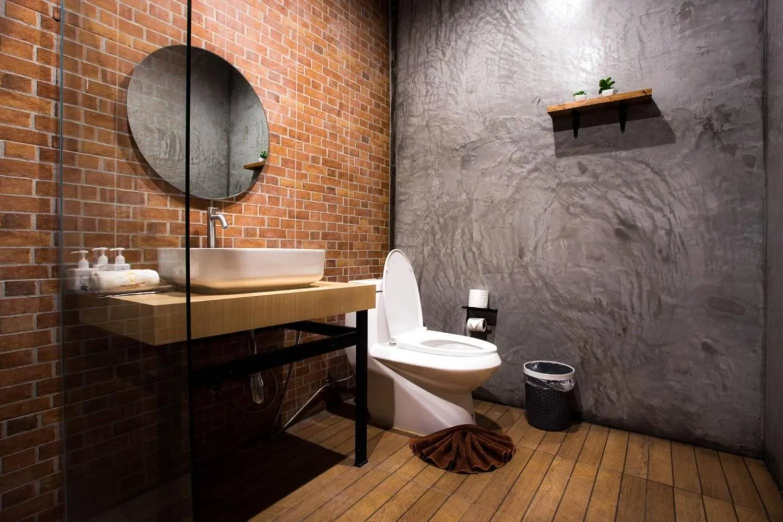 Toilet in The Sun resort Ratchaburi