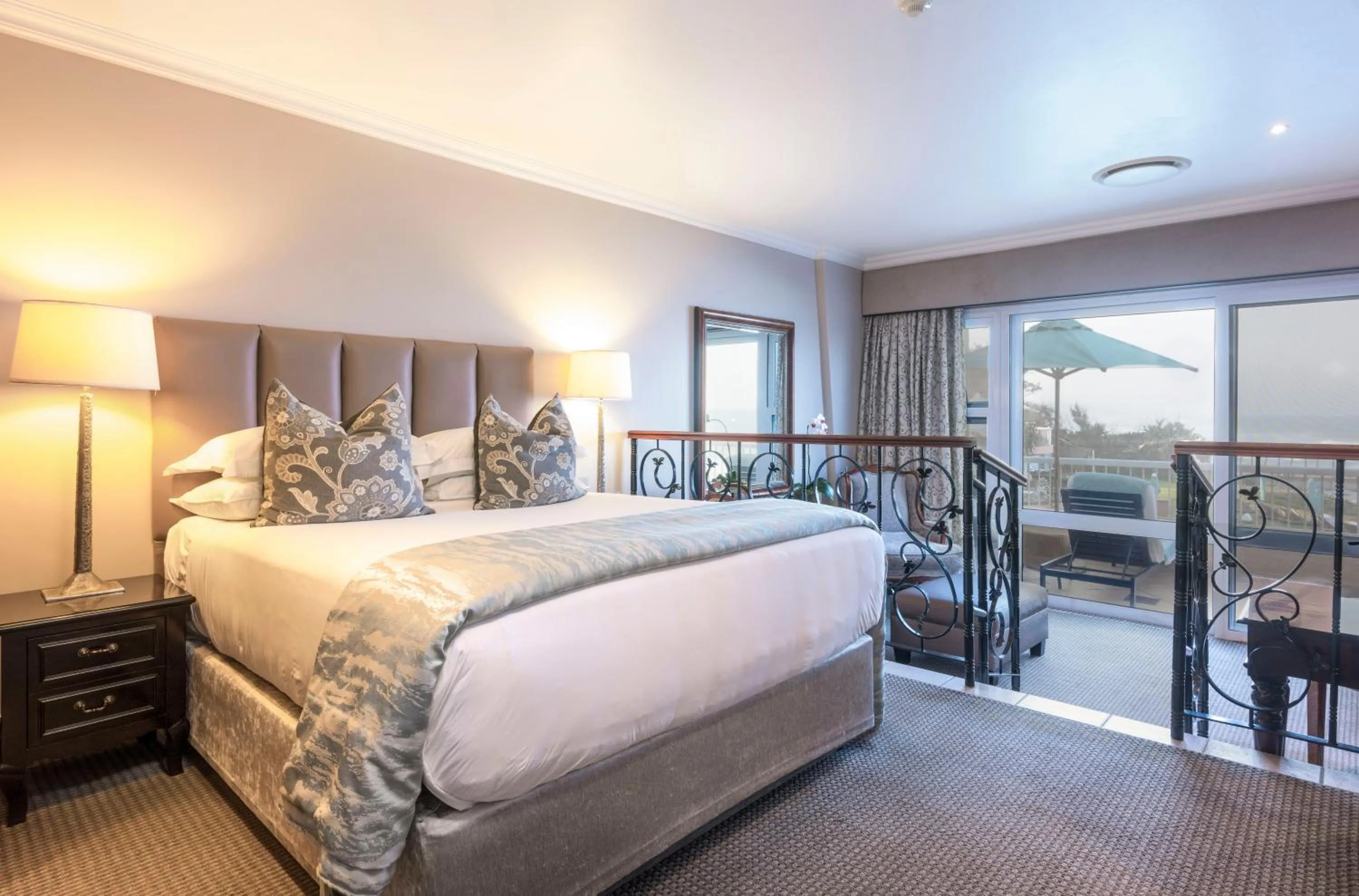 Bed in Beverly Hills