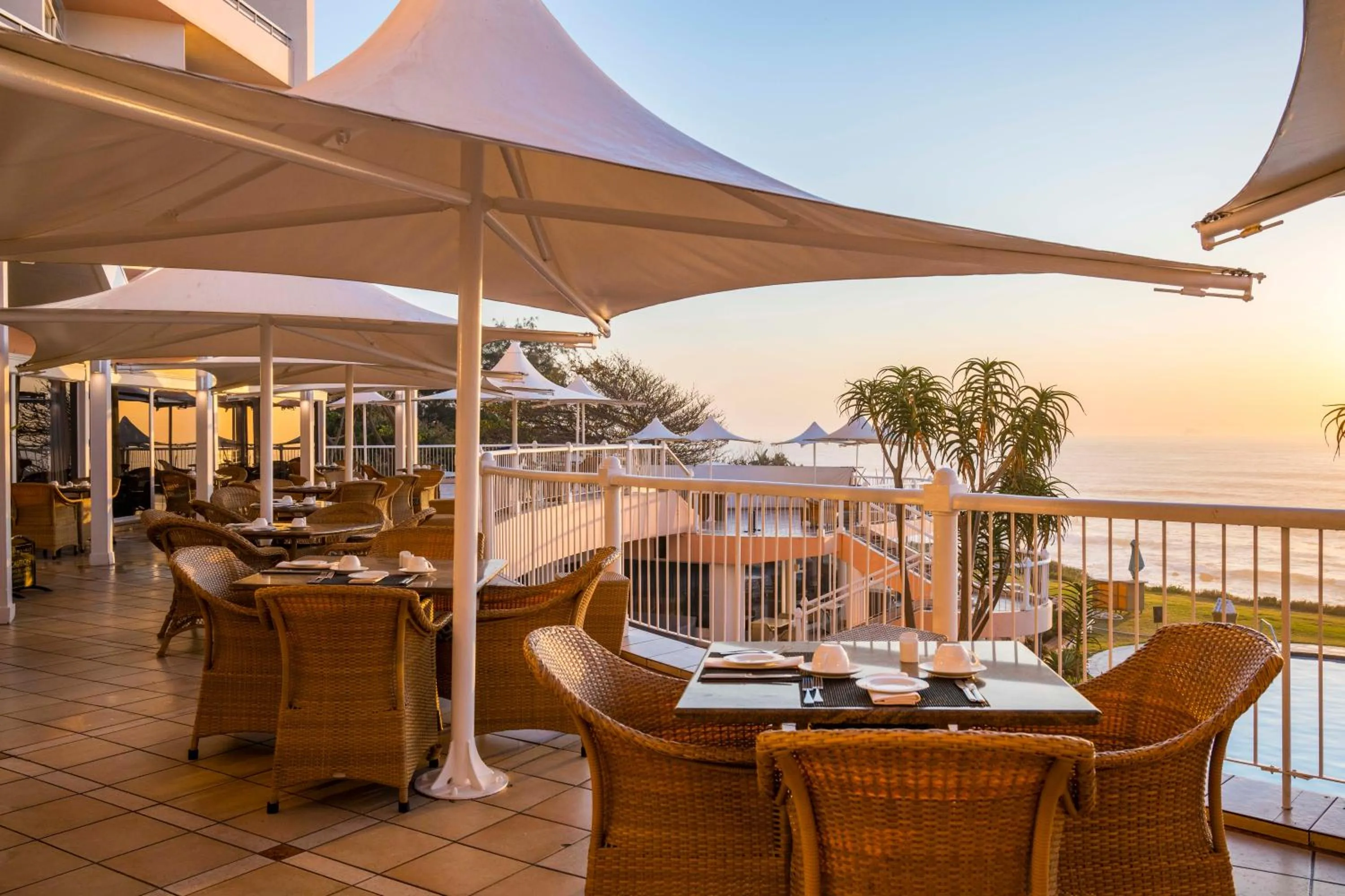 Restaurant/places to eat in Beverly Hills