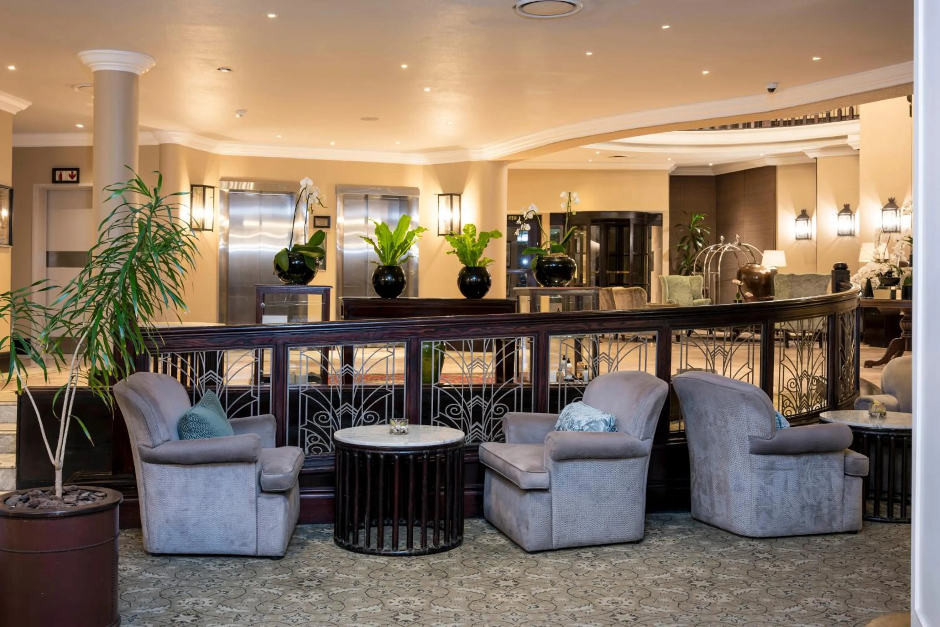 Restaurant/places to eat in Beverly Hills