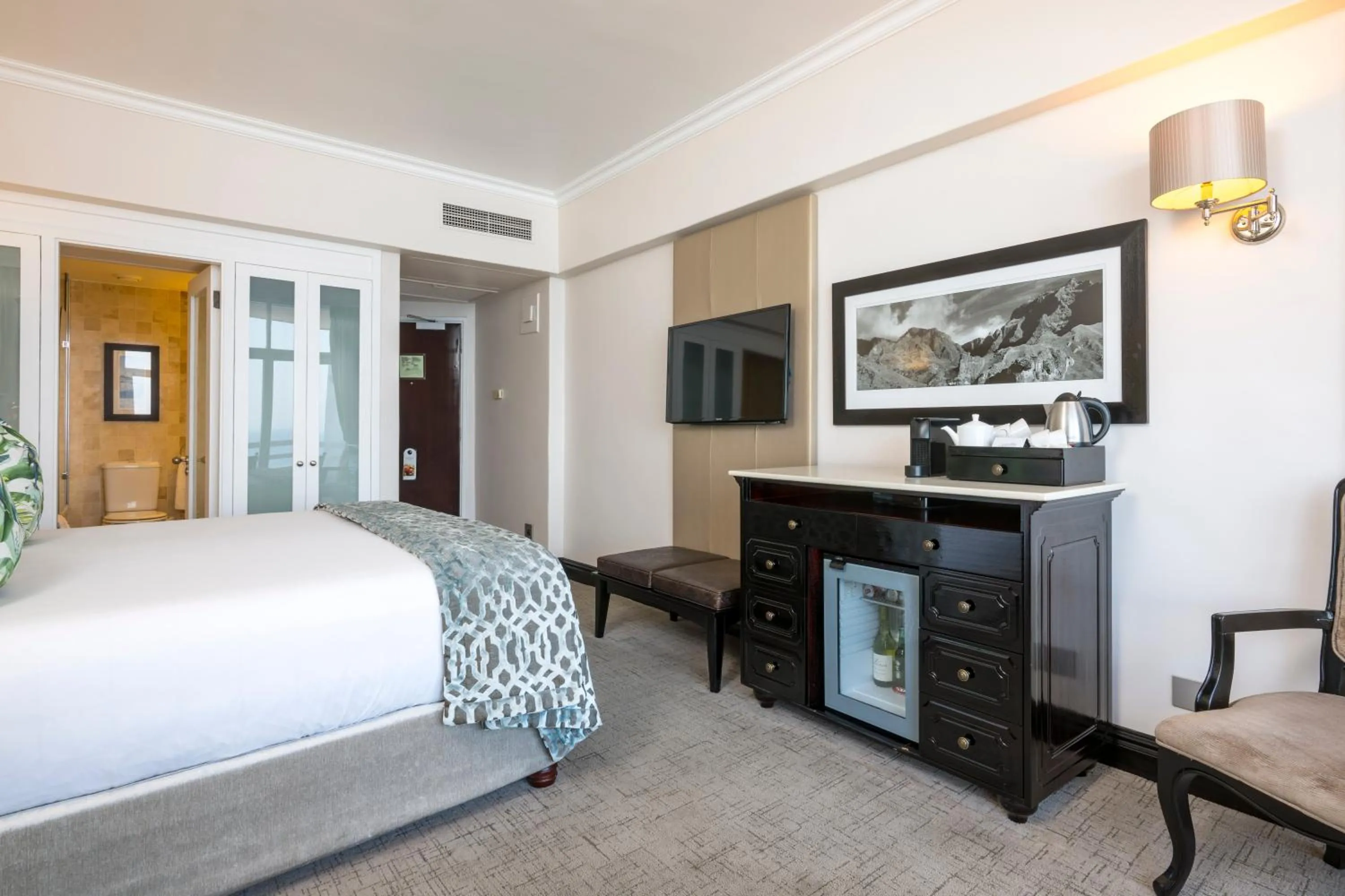 Bed in Beverly Hills