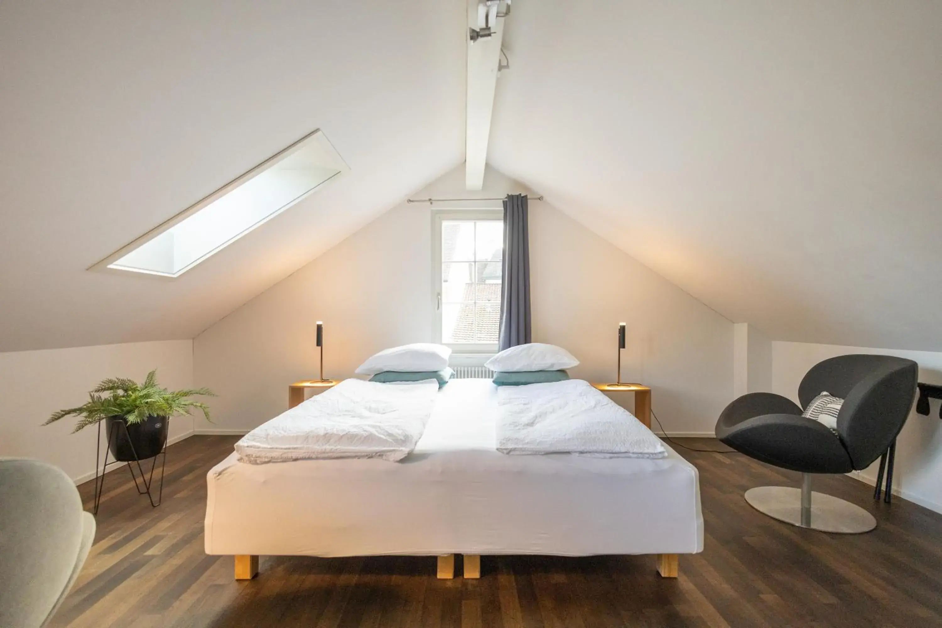 Double Room - single occupancy - Top Floor in EMMA Bett und Bistro Double Room - single occupancy - Top Floor in EMMA Bett und Bistro