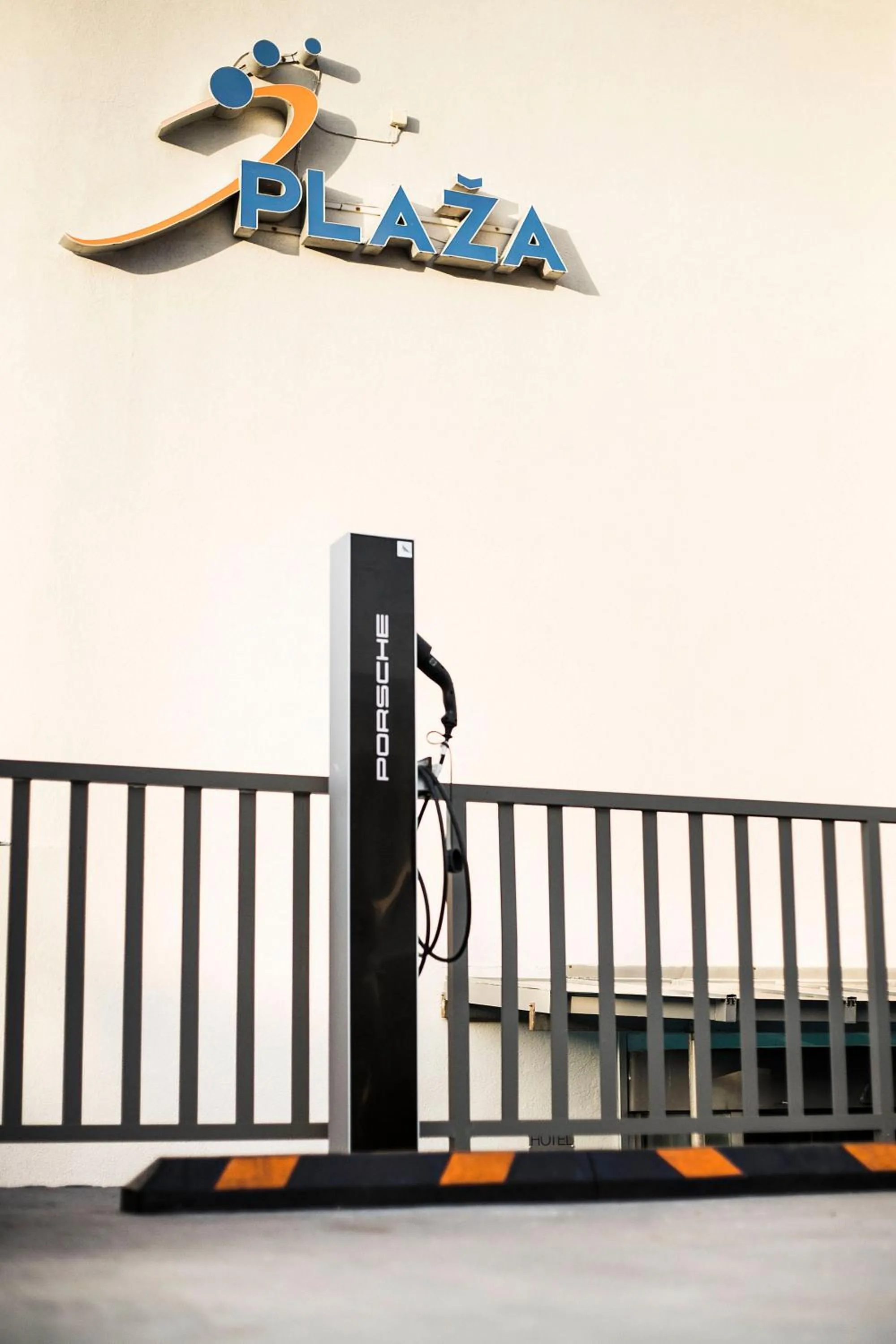 Area and facilities in Hotel Plaza