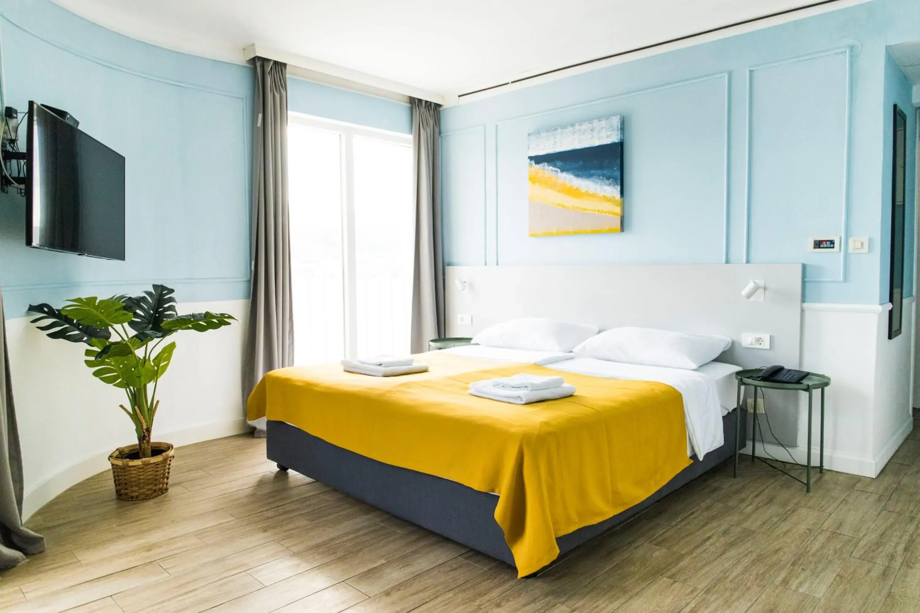 Superior Double Room with Sea View in Hotel Plaza Superior Double Room with Sea View in Hotel Plaza